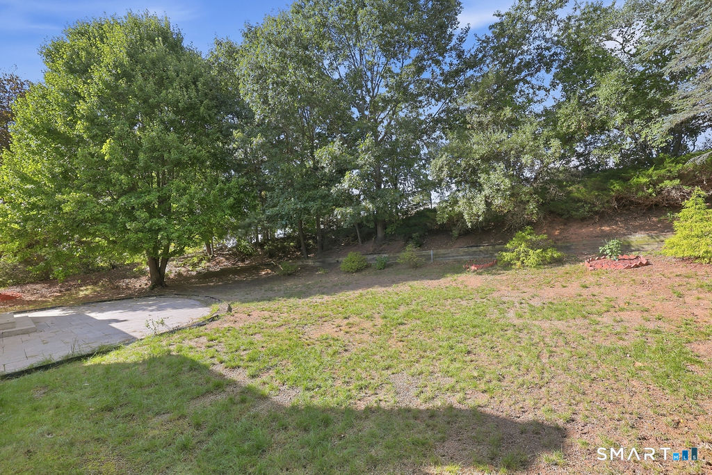 25 Hampshire Drive Property Photo 31
