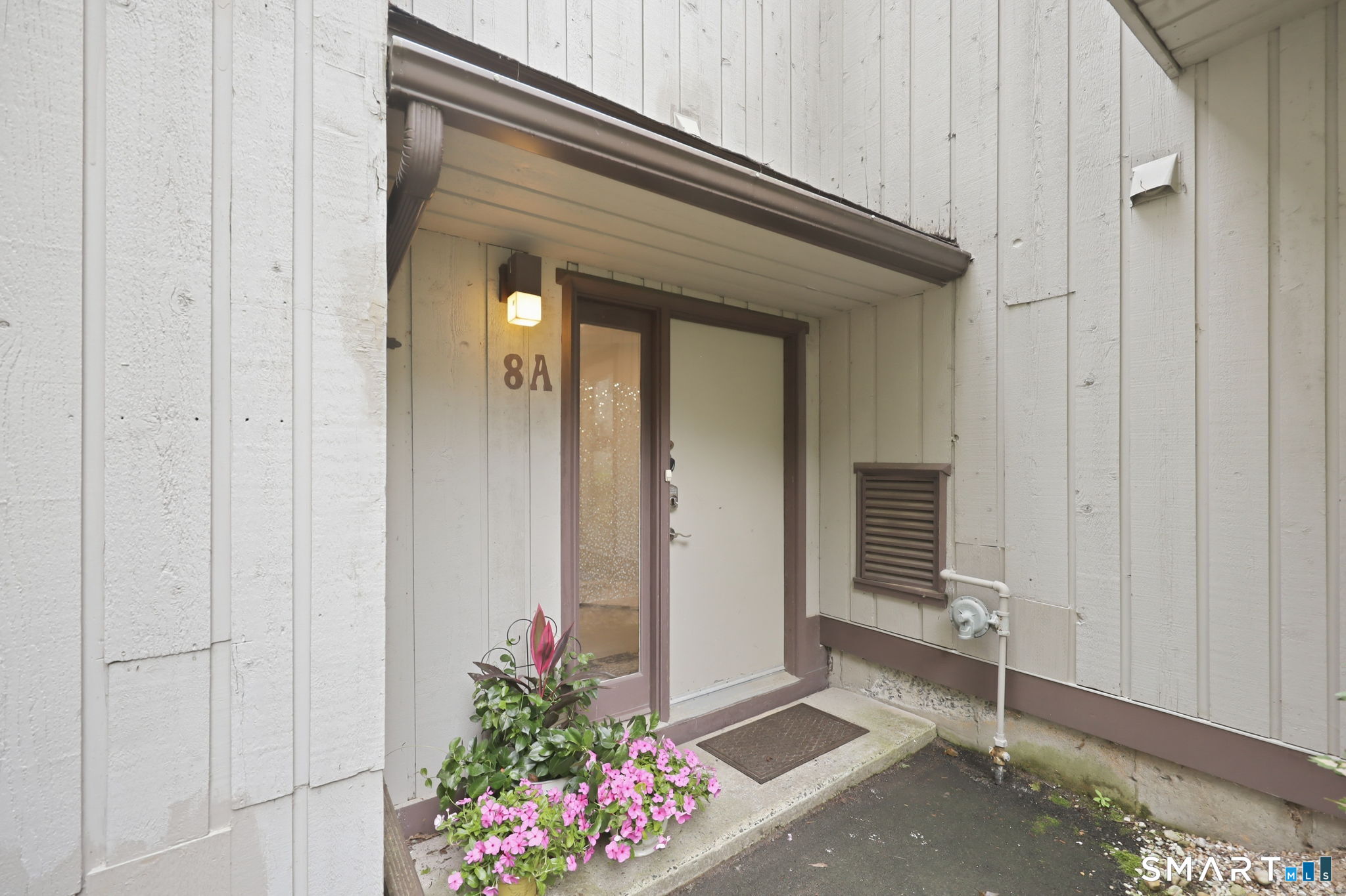 8 Staunton A Court Property Photo 2