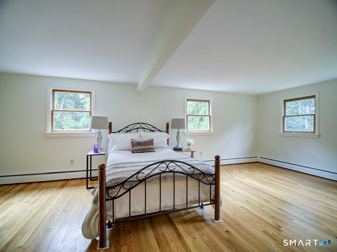 72 Willow Street Property Photo 25