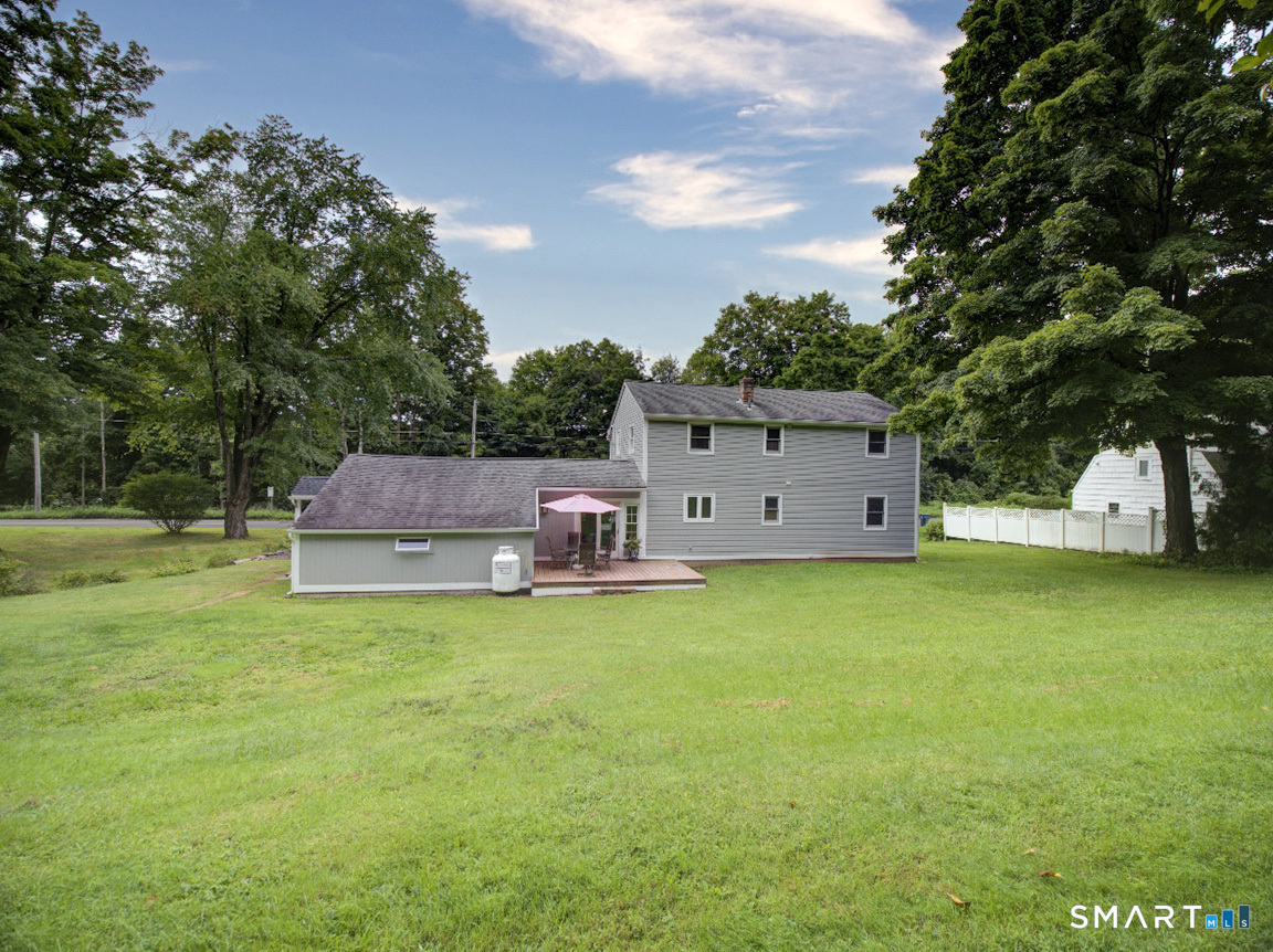 72 Willow Street Property Photo 36