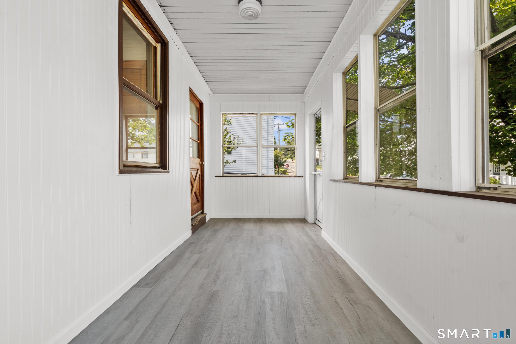 105 Spring Street Property Photo 24