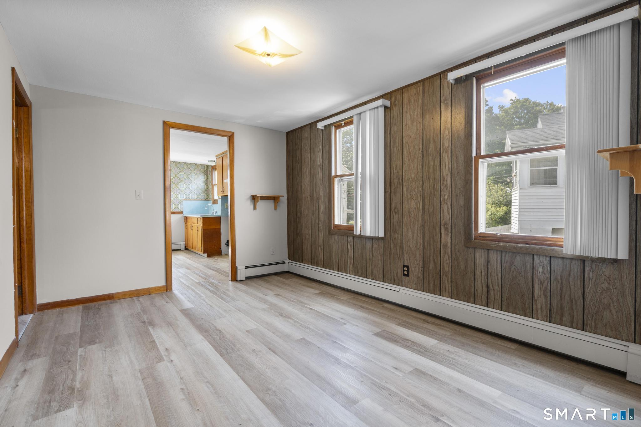 105 Spring Street Property Photo 30