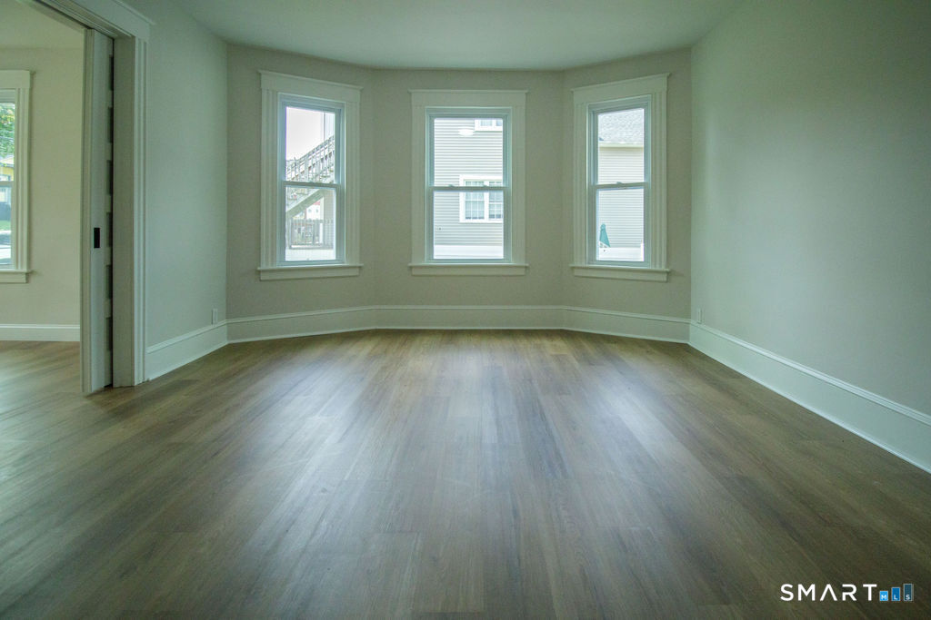 396 Chestnut Street Property Photo 3