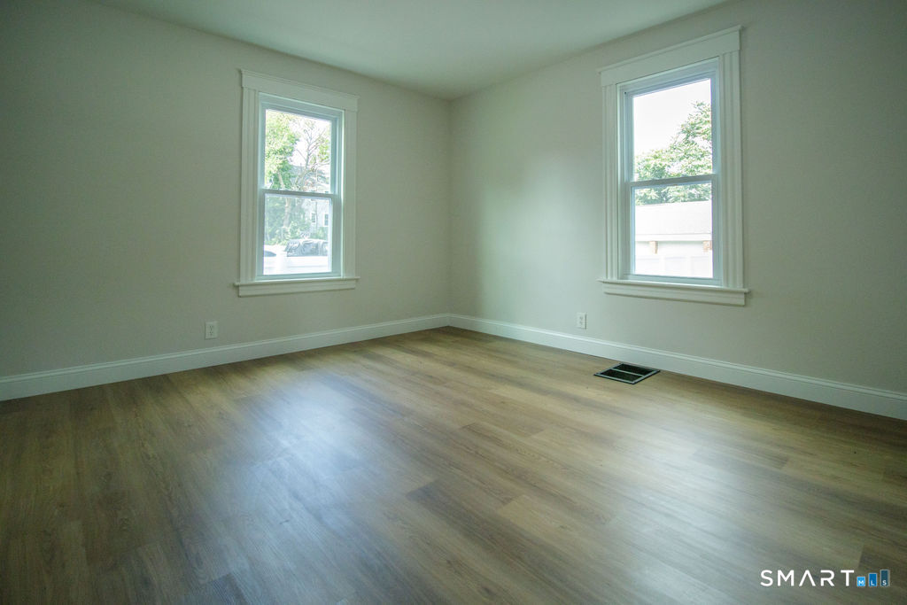 396 Chestnut Street Property Photo 9