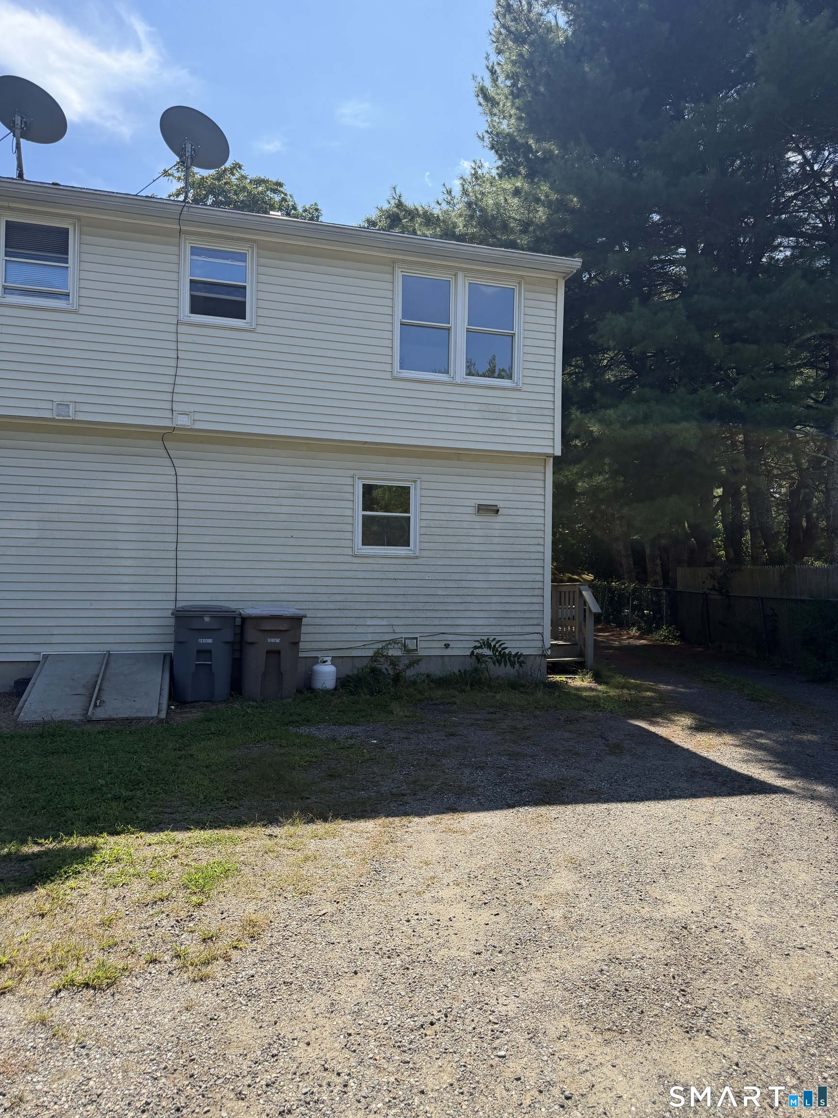 163 Pennsylvania Avenue Property Photo 4