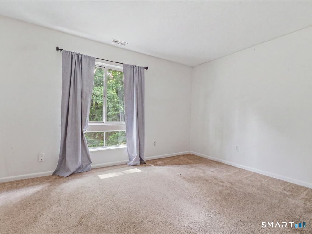 1423 Quinnipiac 209 Avenue Property Photo 16