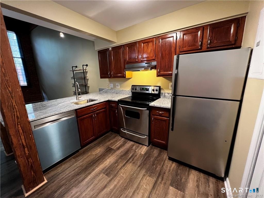 25 Grand 109 Street Property Photo 7