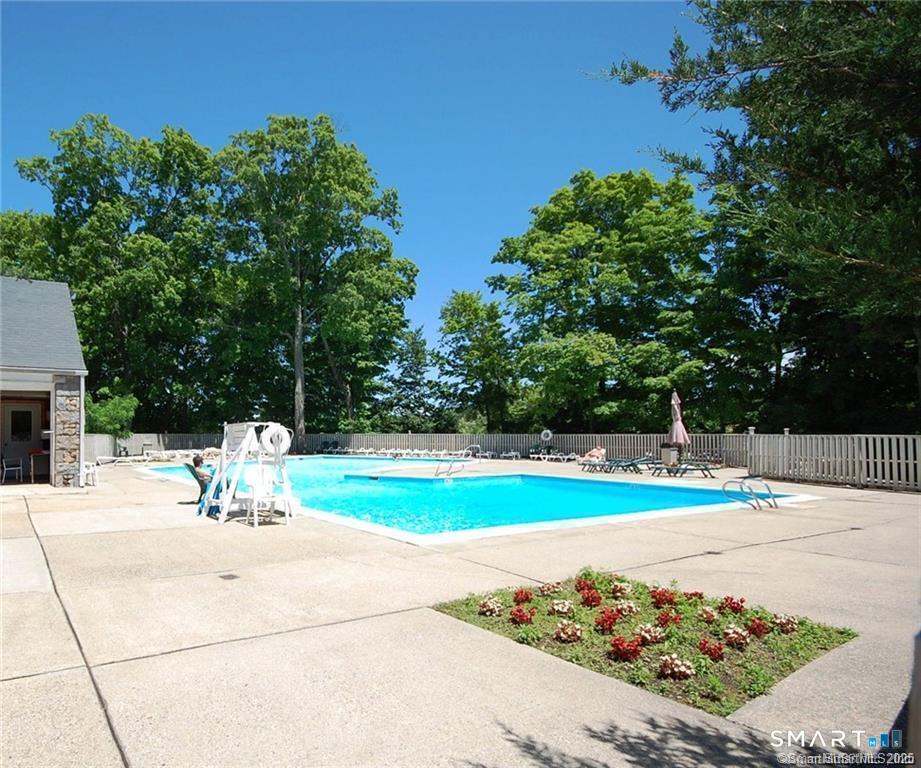 18 Cook Close Property Photo 3