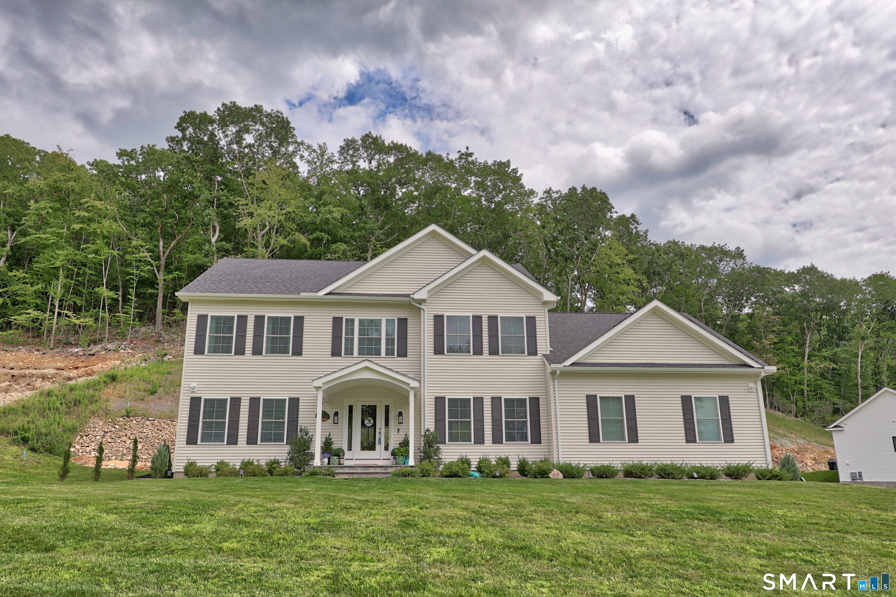 18 Hunting Ridge Road Property Photo 1