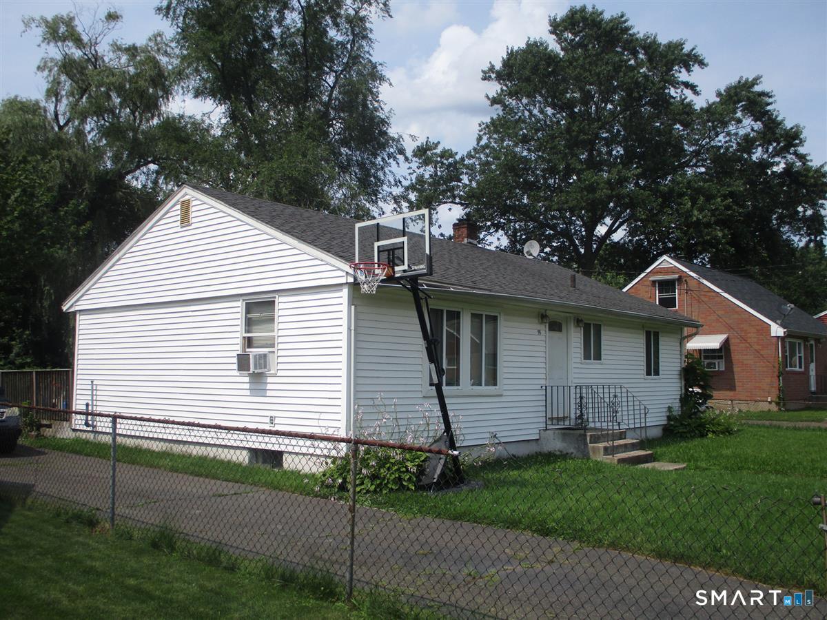 55 Peacock Drive Property Photo 1