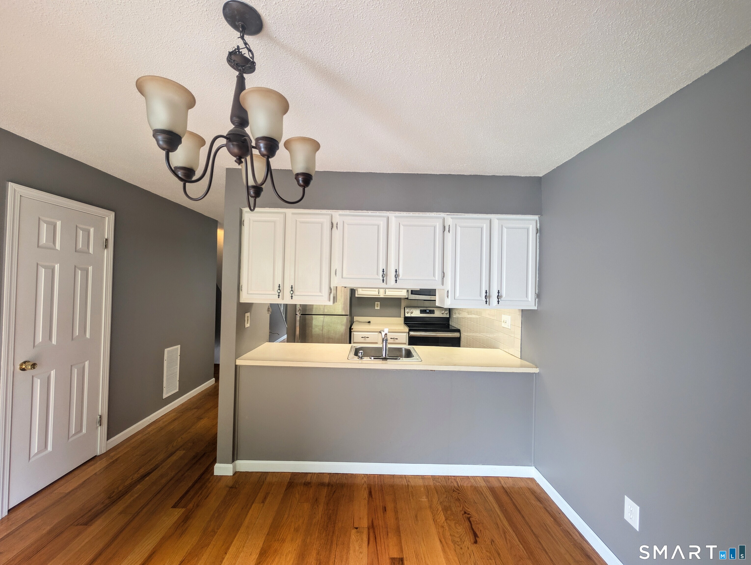 380 Hitchcock 89 Road Property Photo 7