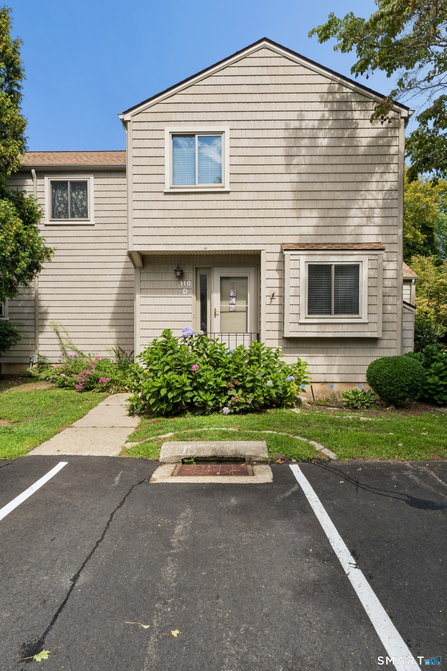 110 Fiddler Green D Road Property Photo 2