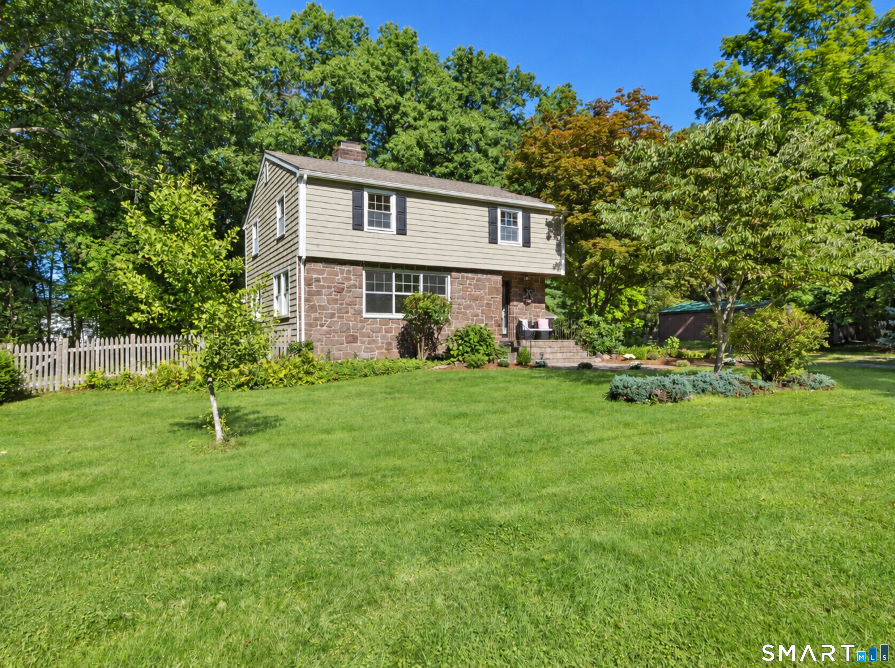 55 Sylvan Street Property Photo 3