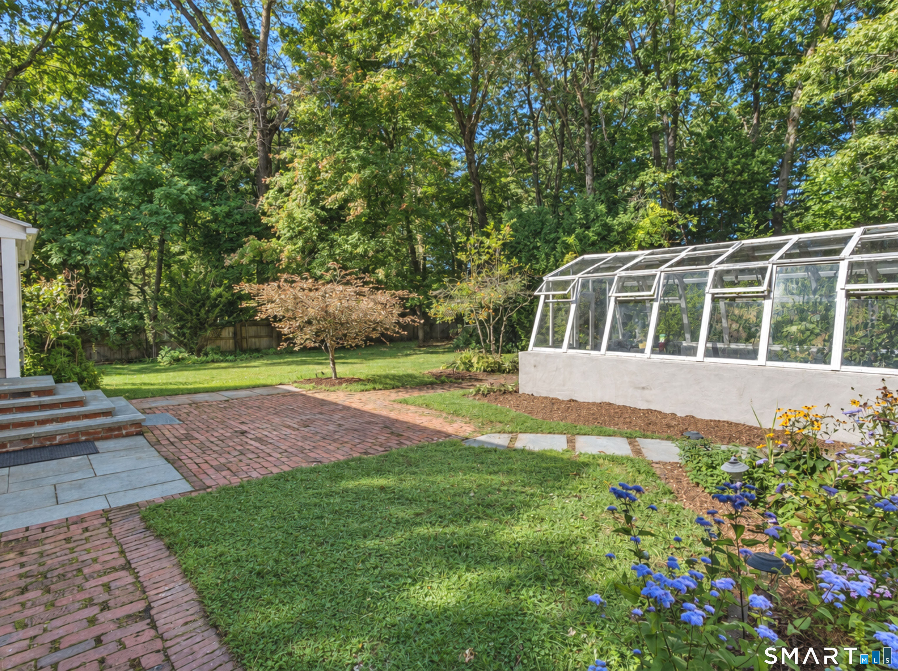 55 Sylvan Street Property Photo 4