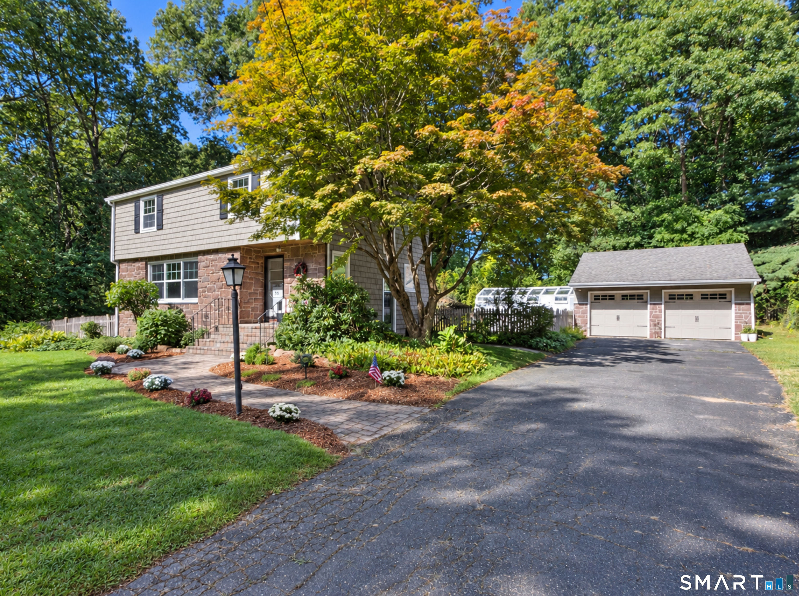 55 Sylvan Street Property Photo 37