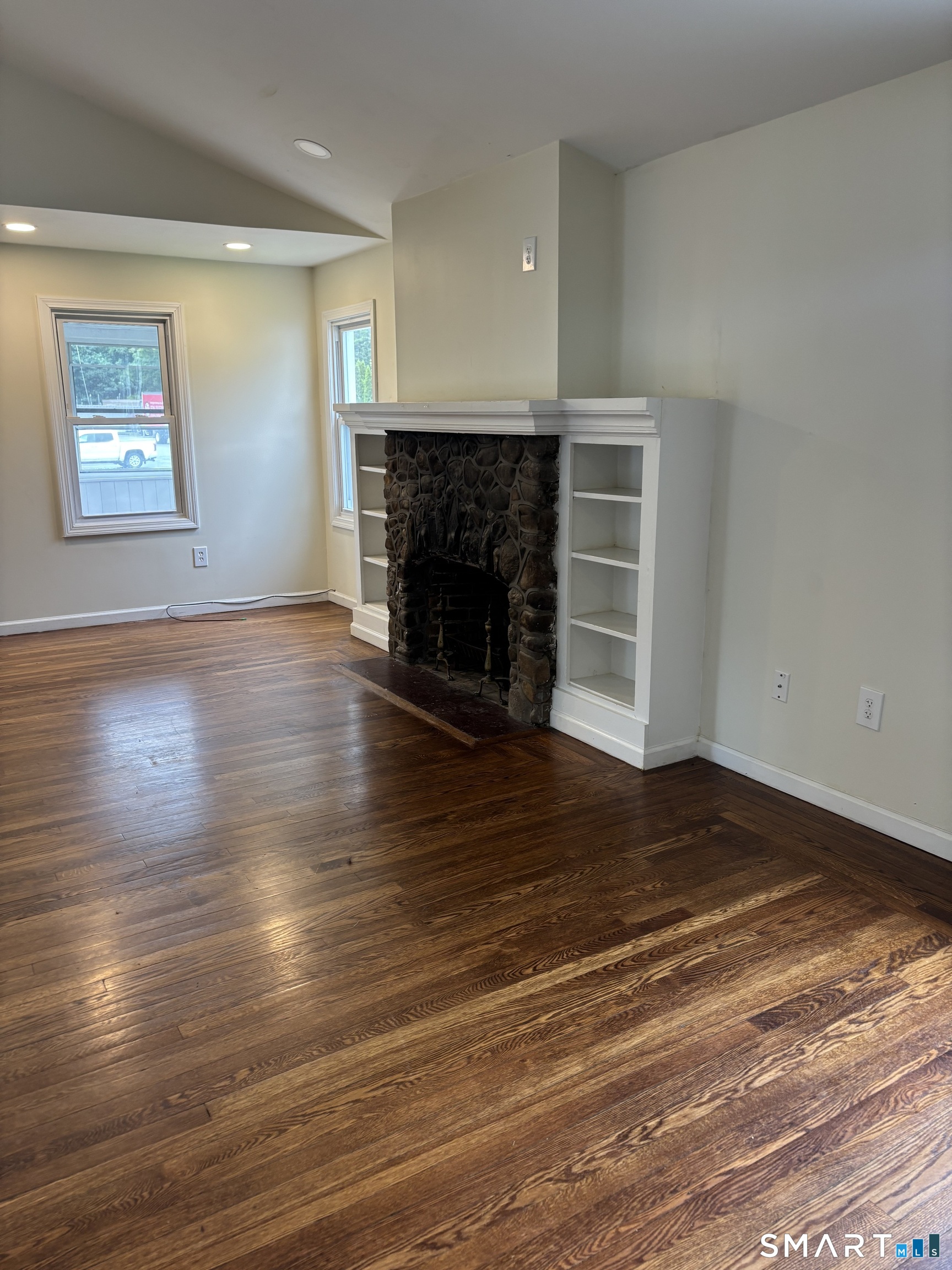 170 Short Beach Road Property Photo 9