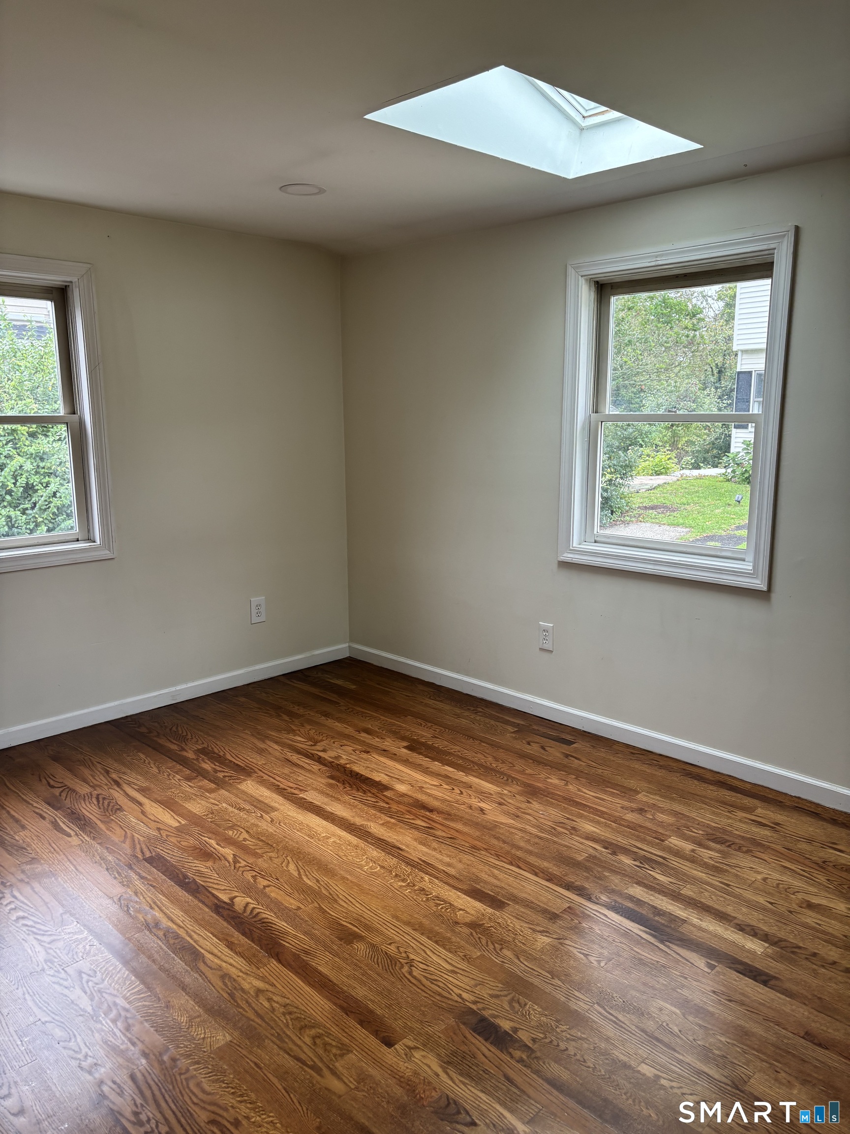 170 Short Beach Road Property Photo 11