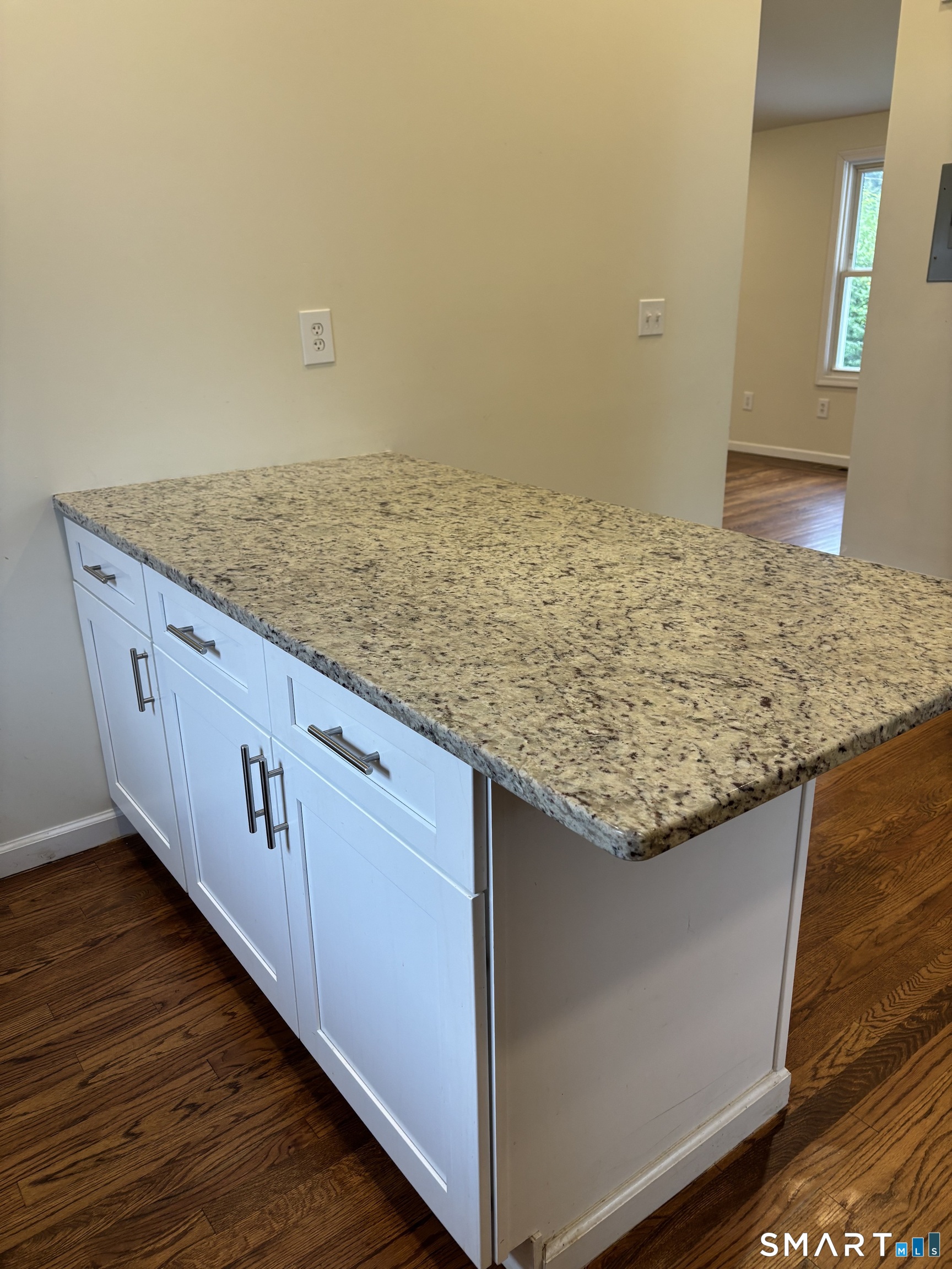 170 Short Beach Road Property Photo 16