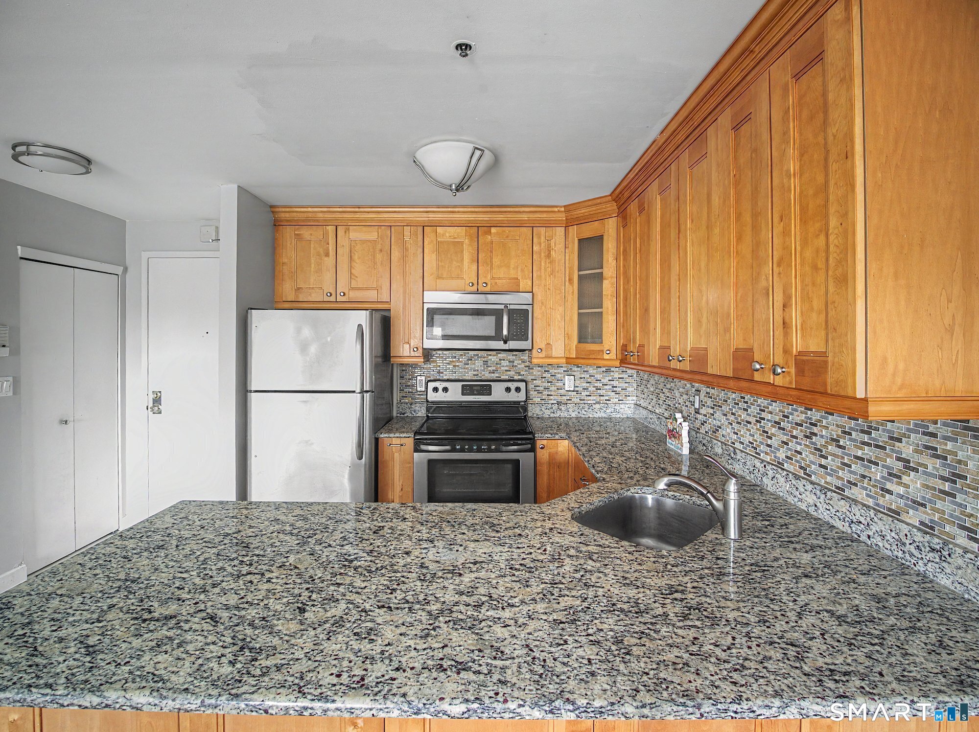 104 North 604 Street Property Photo 5