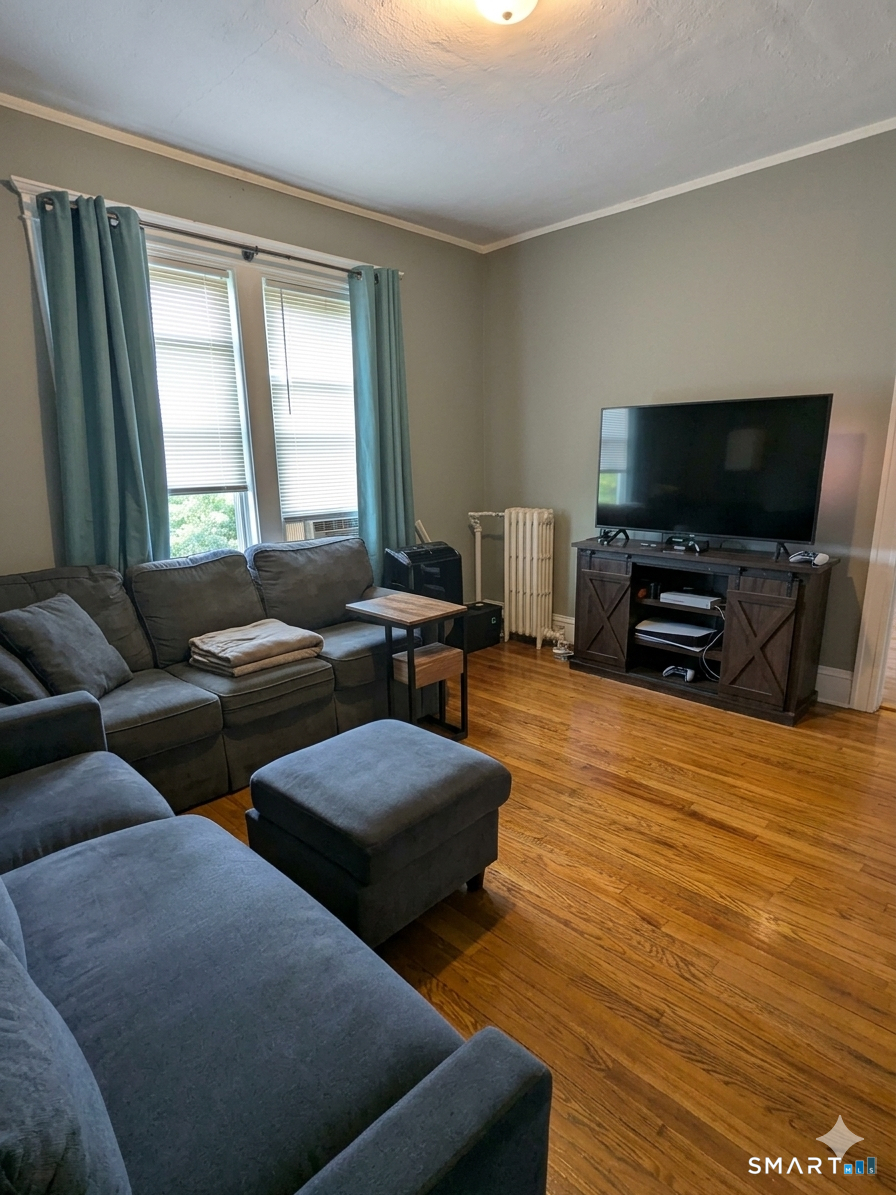 190 Enfield Street Property Photo 1