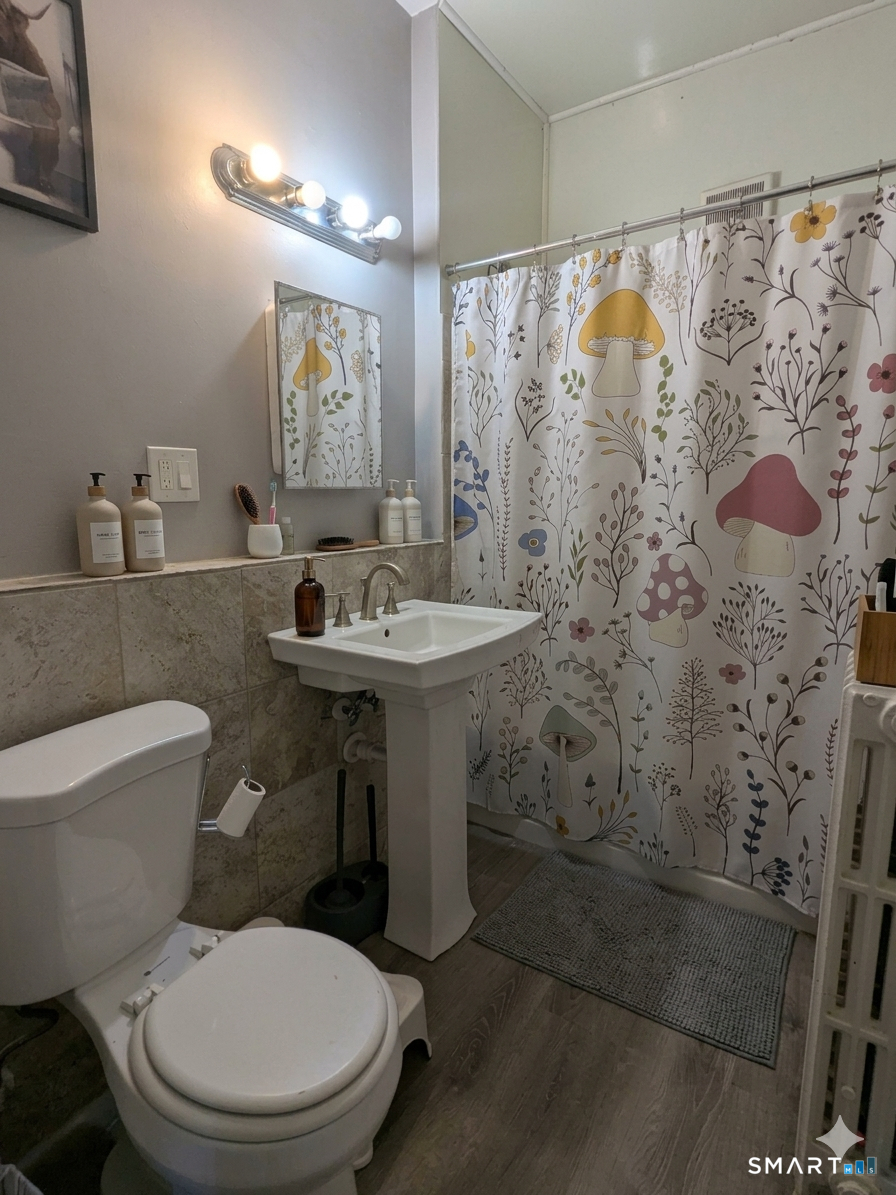 190 Enfield Street Property Photo 2