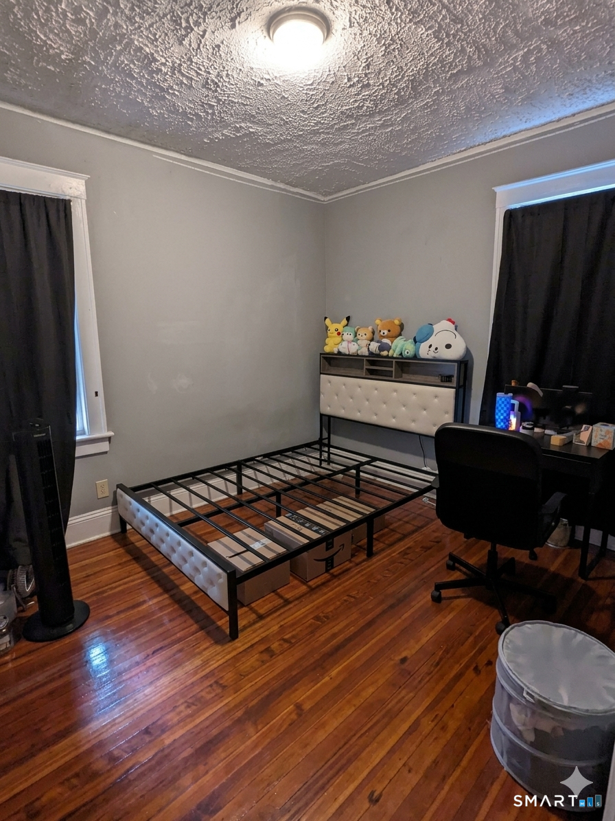 190 Enfield Street Property Photo 4