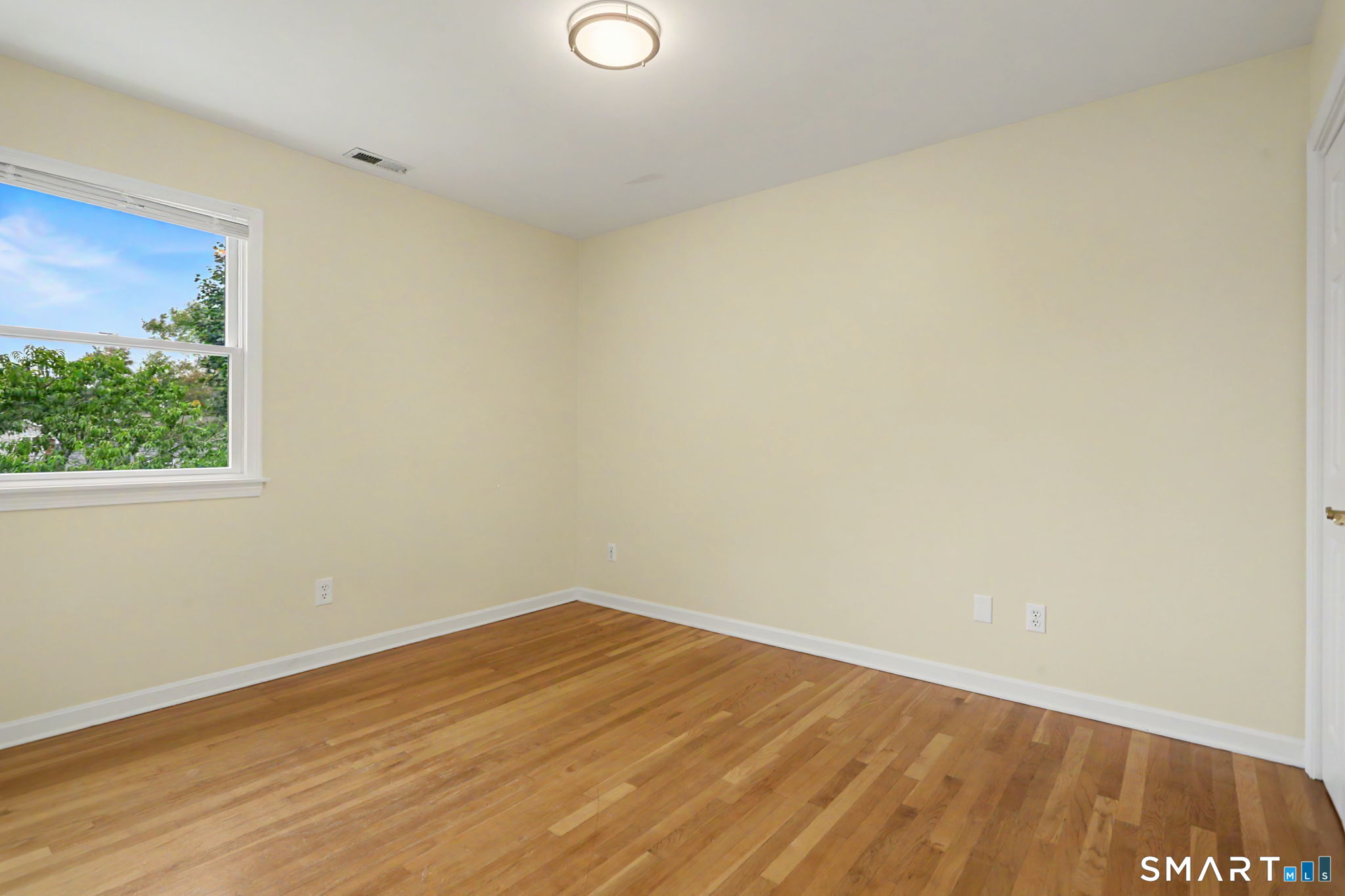 211 Hunyadi Avenue Property Photo 13