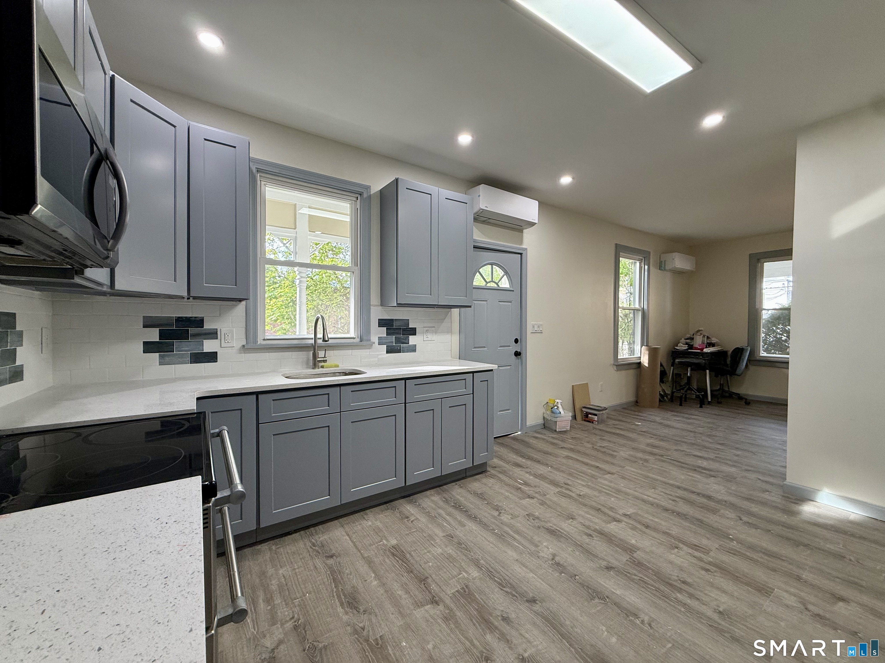 22 Hawthorne Avenue Property Photo 3