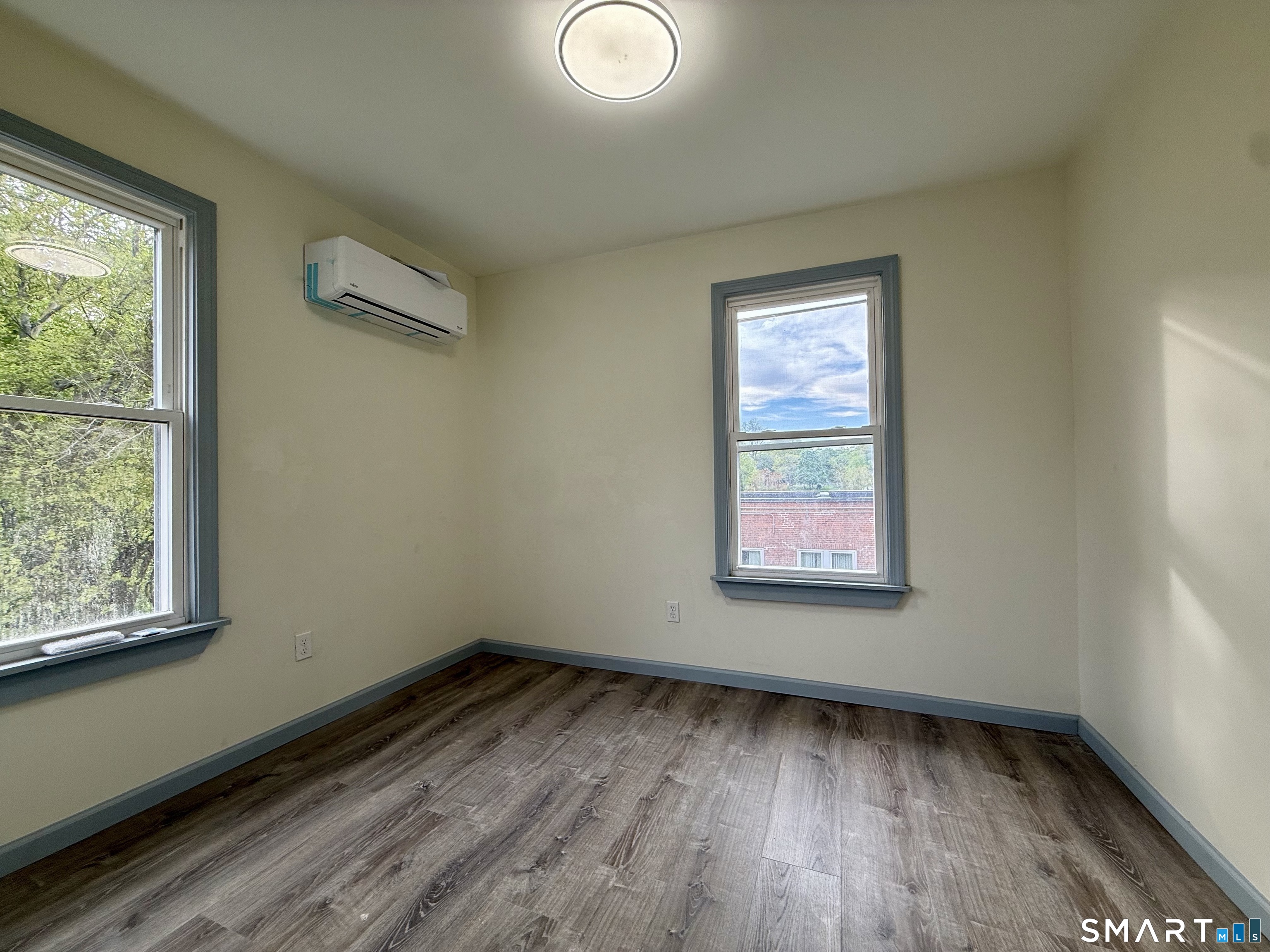 22 Hawthorne Avenue Property Photo 11