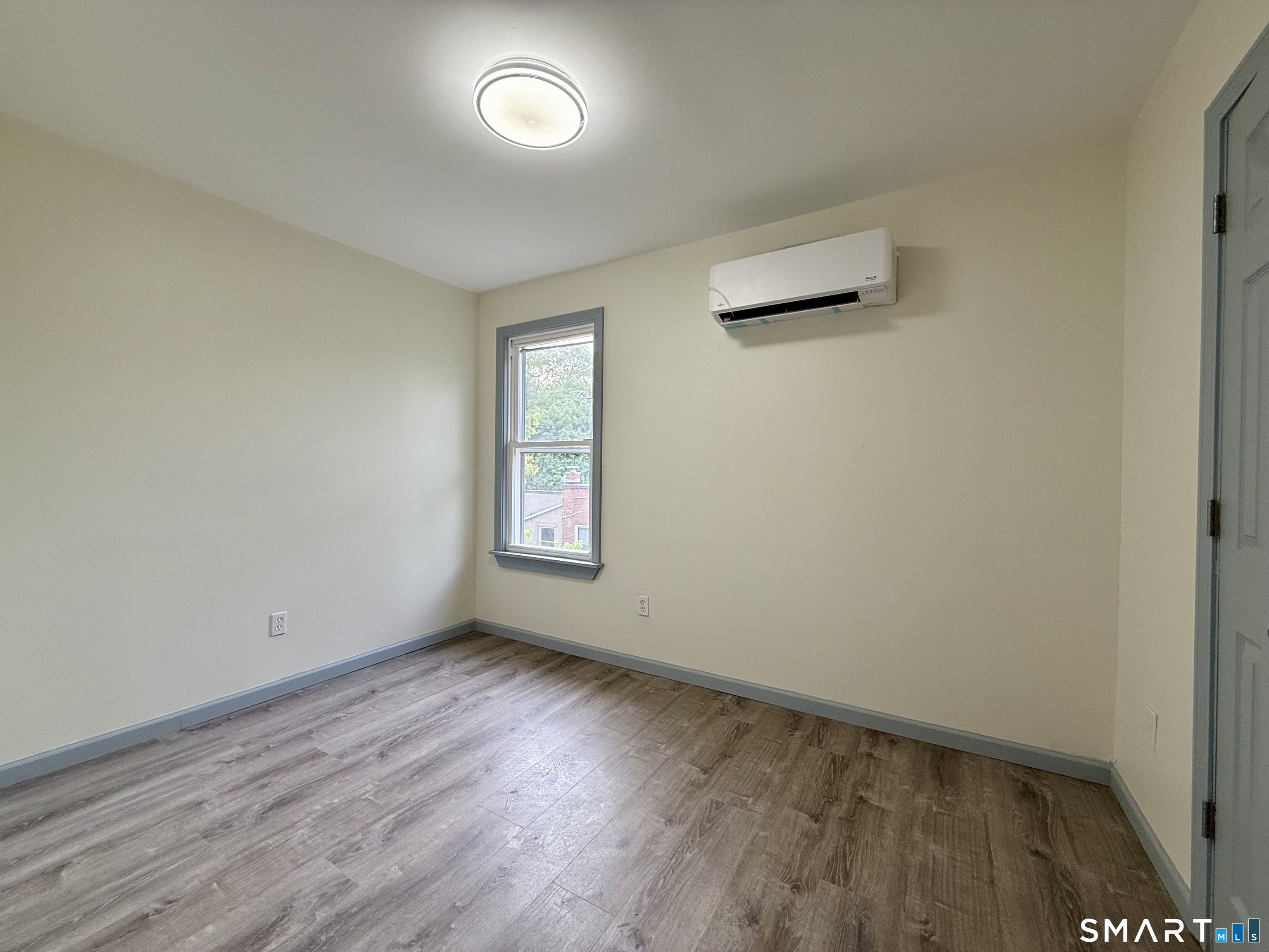 22 Hawthorne Avenue Property Photo 14