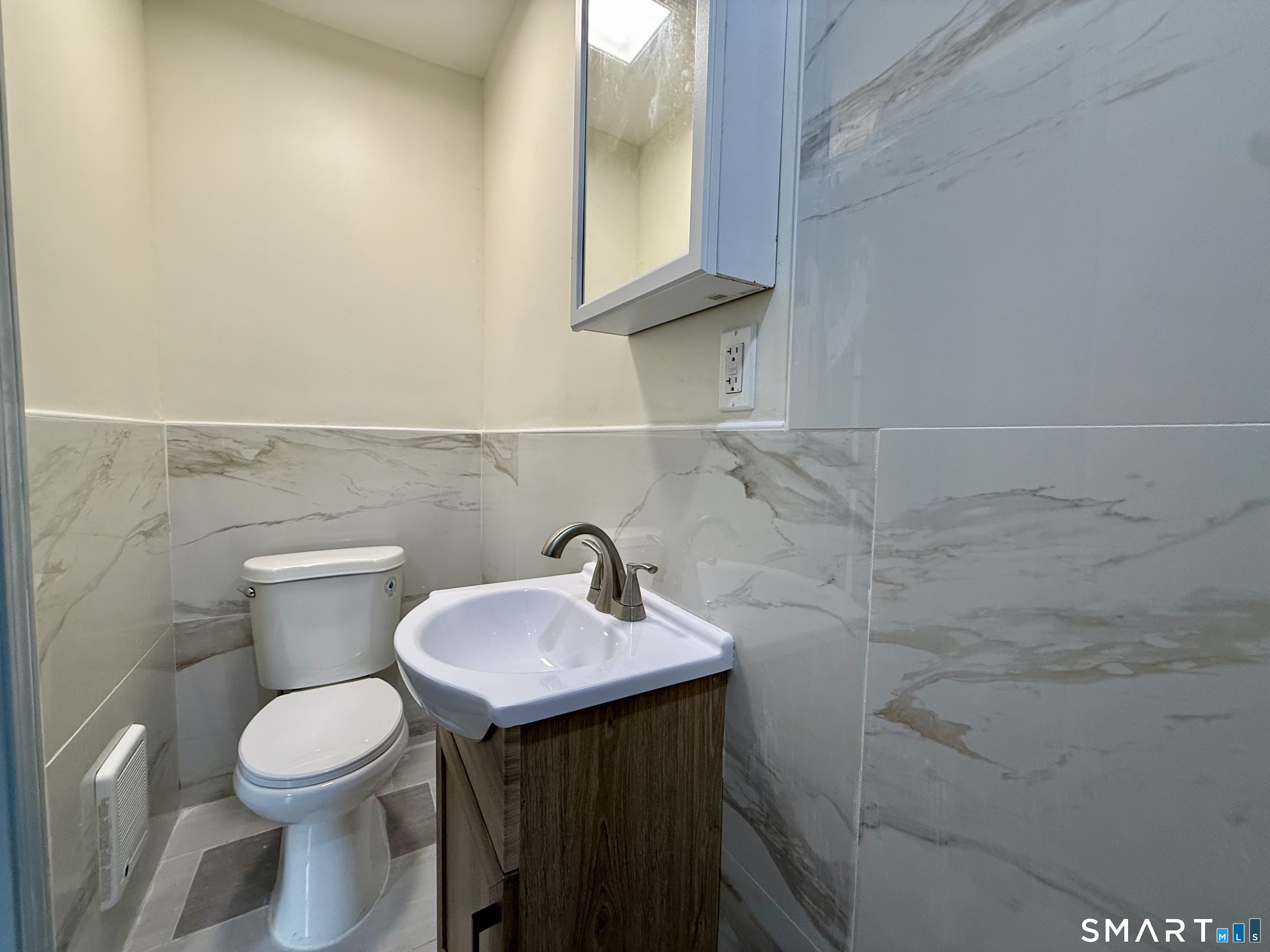 22 Hawthorne Avenue Property Photo 18