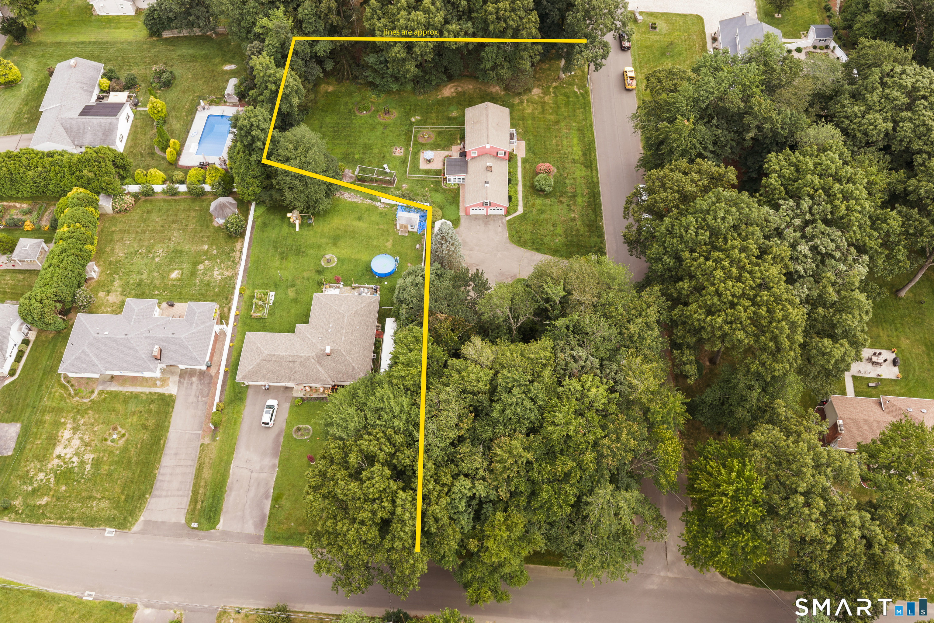 3 Robindale Drive Property Photo 39