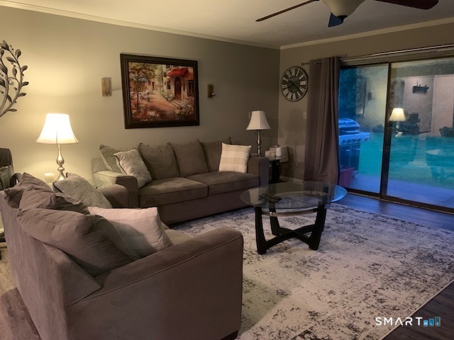 129 Candlewood 129 Drive Property Photo 3