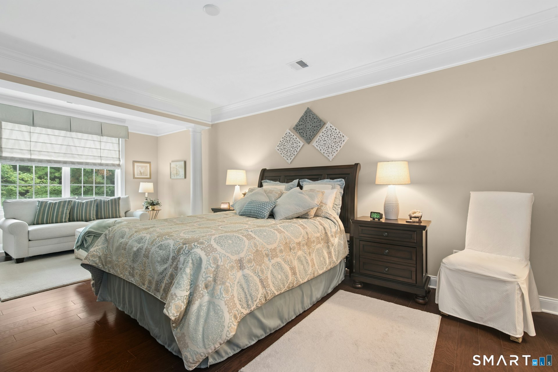 623 Brookside 623 Court Property Photo 14
