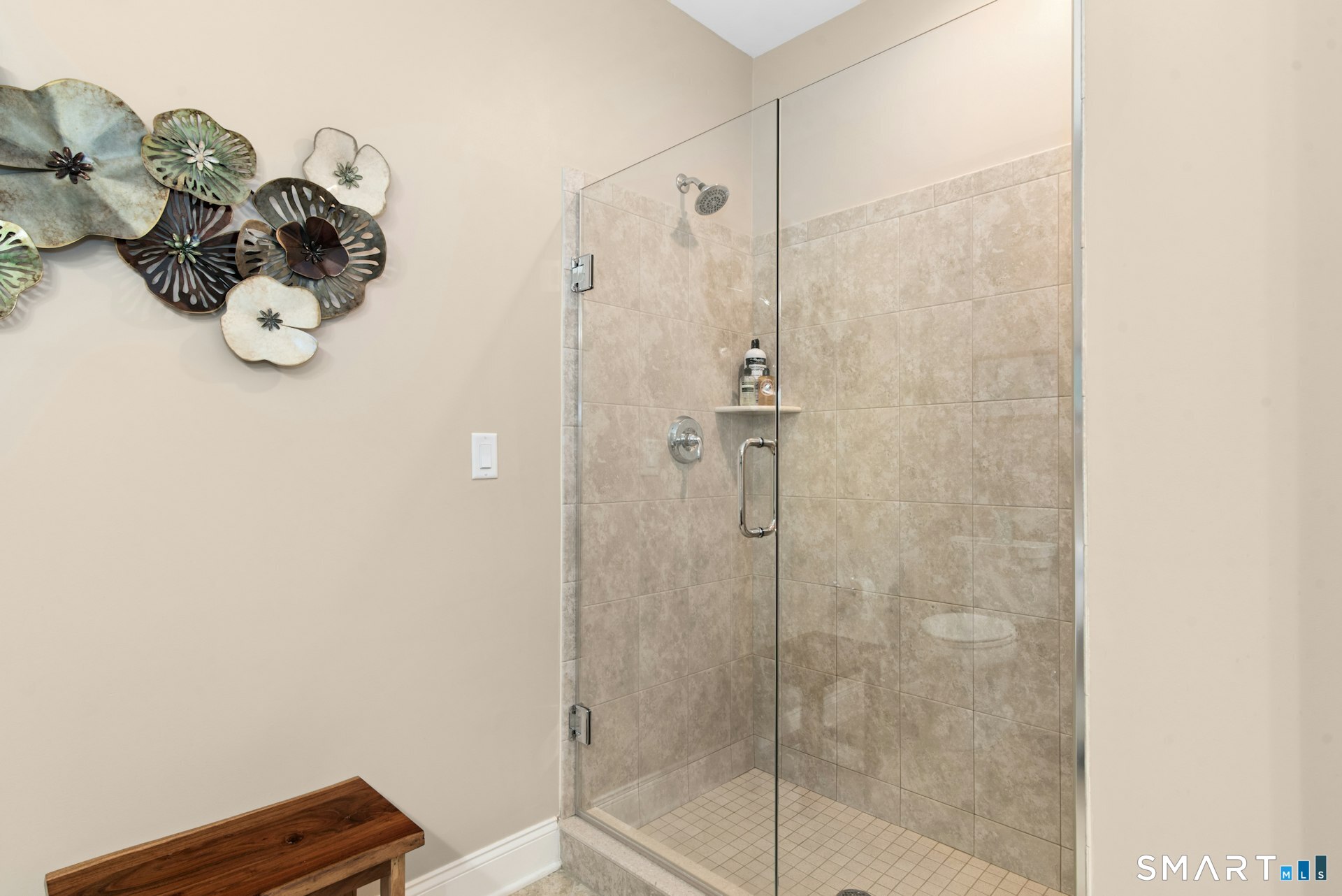 623 Brookside 623 Court Property Photo 18