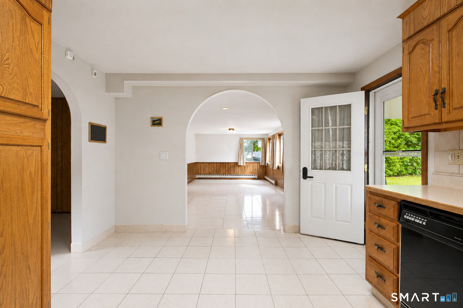 523 Newfield Avenue Property Photo 25