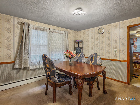 27 Norman Drive Property Photo 12