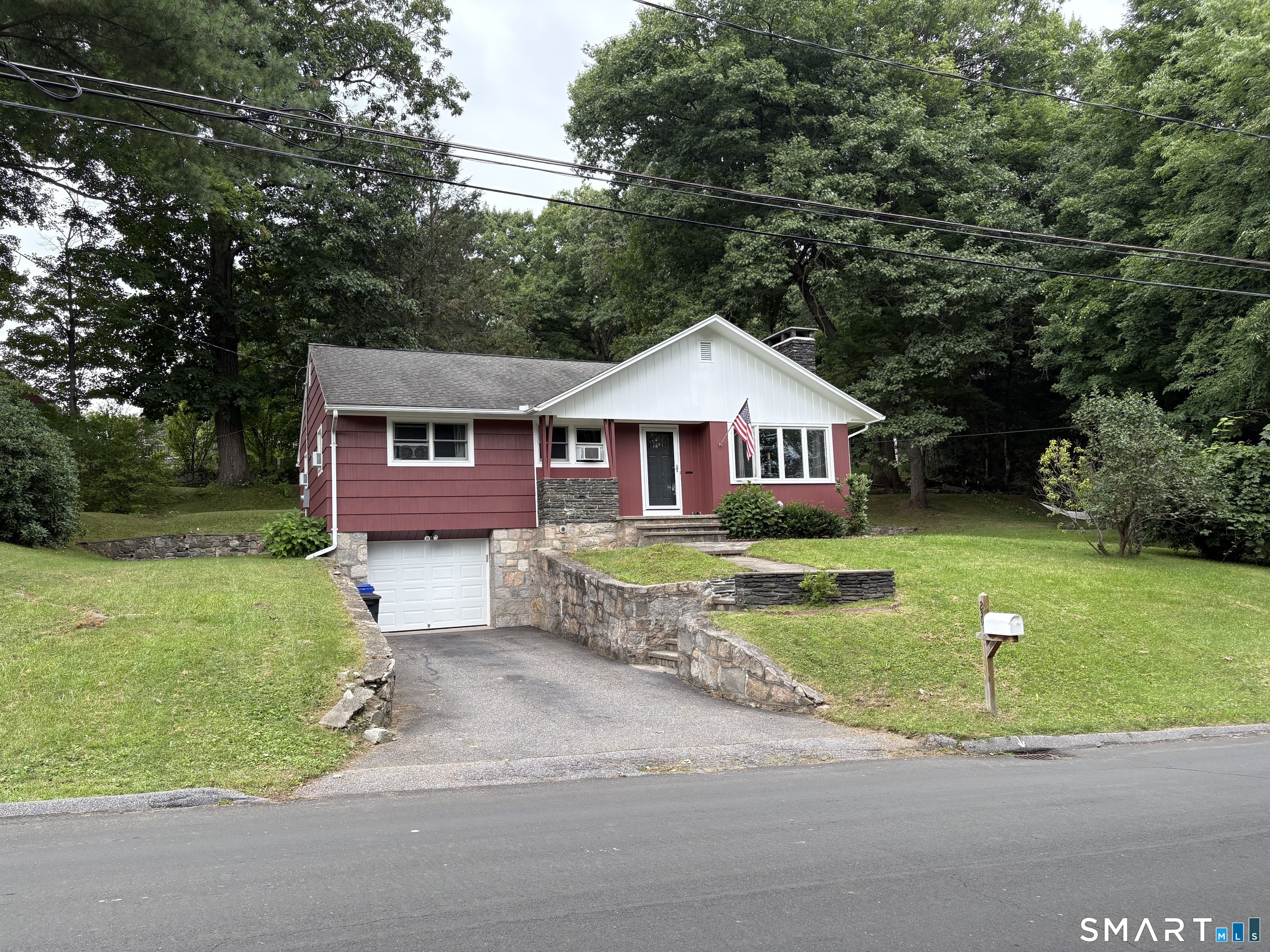 239 Johnson Street Property Photo 1