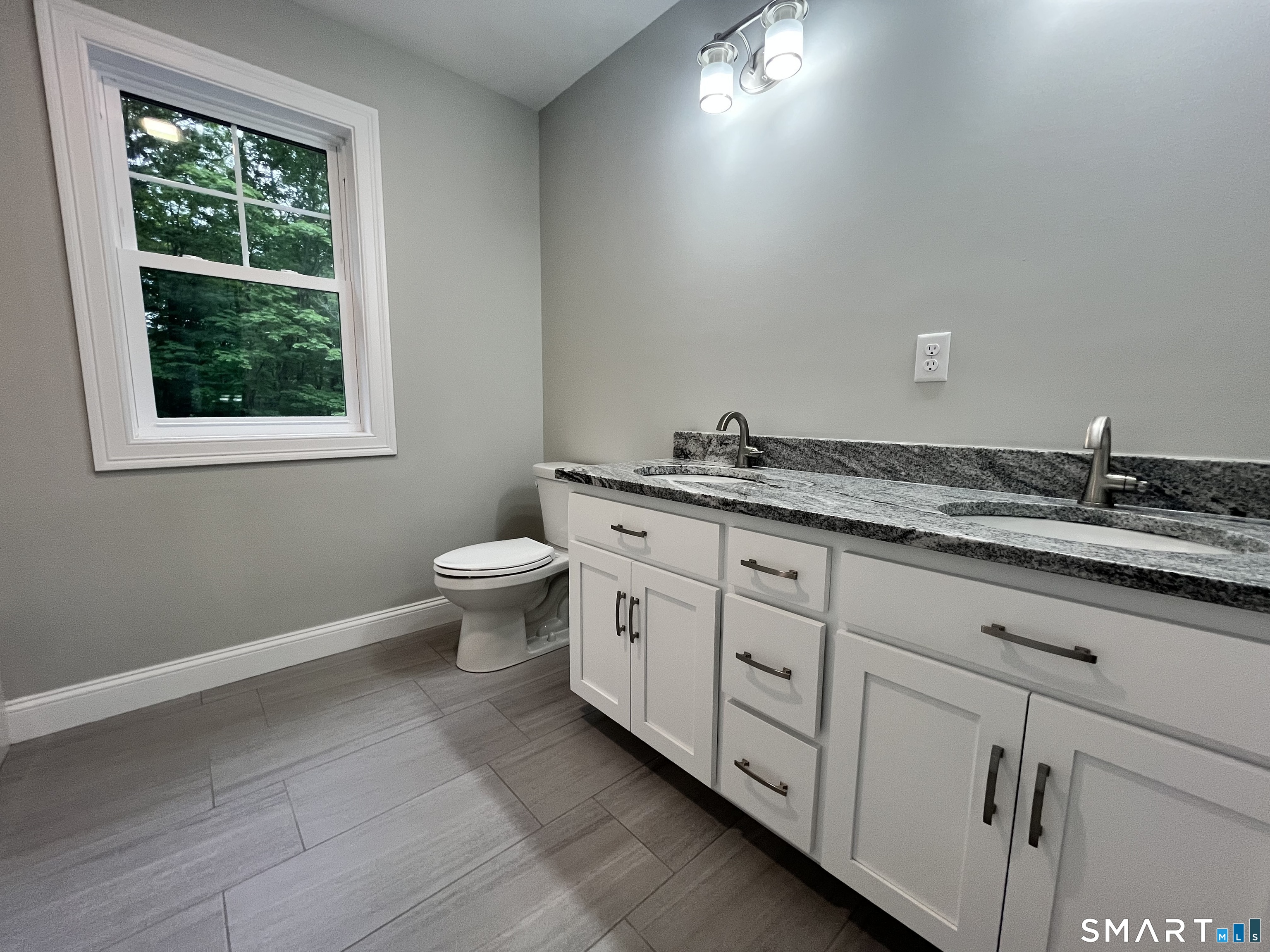 2 Town Line Drive Property Photo 25