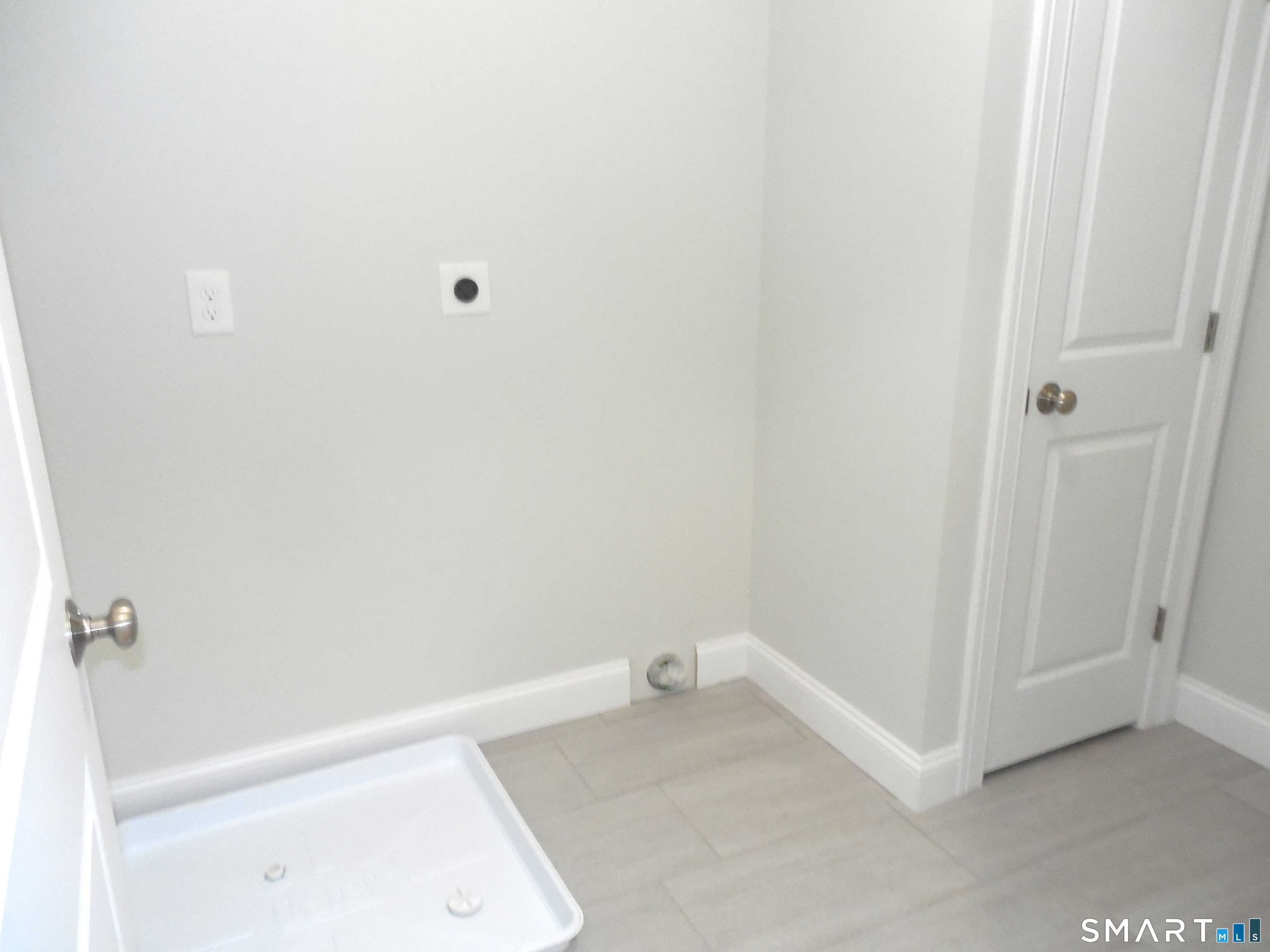2 Town Line Drive Property Photo 27