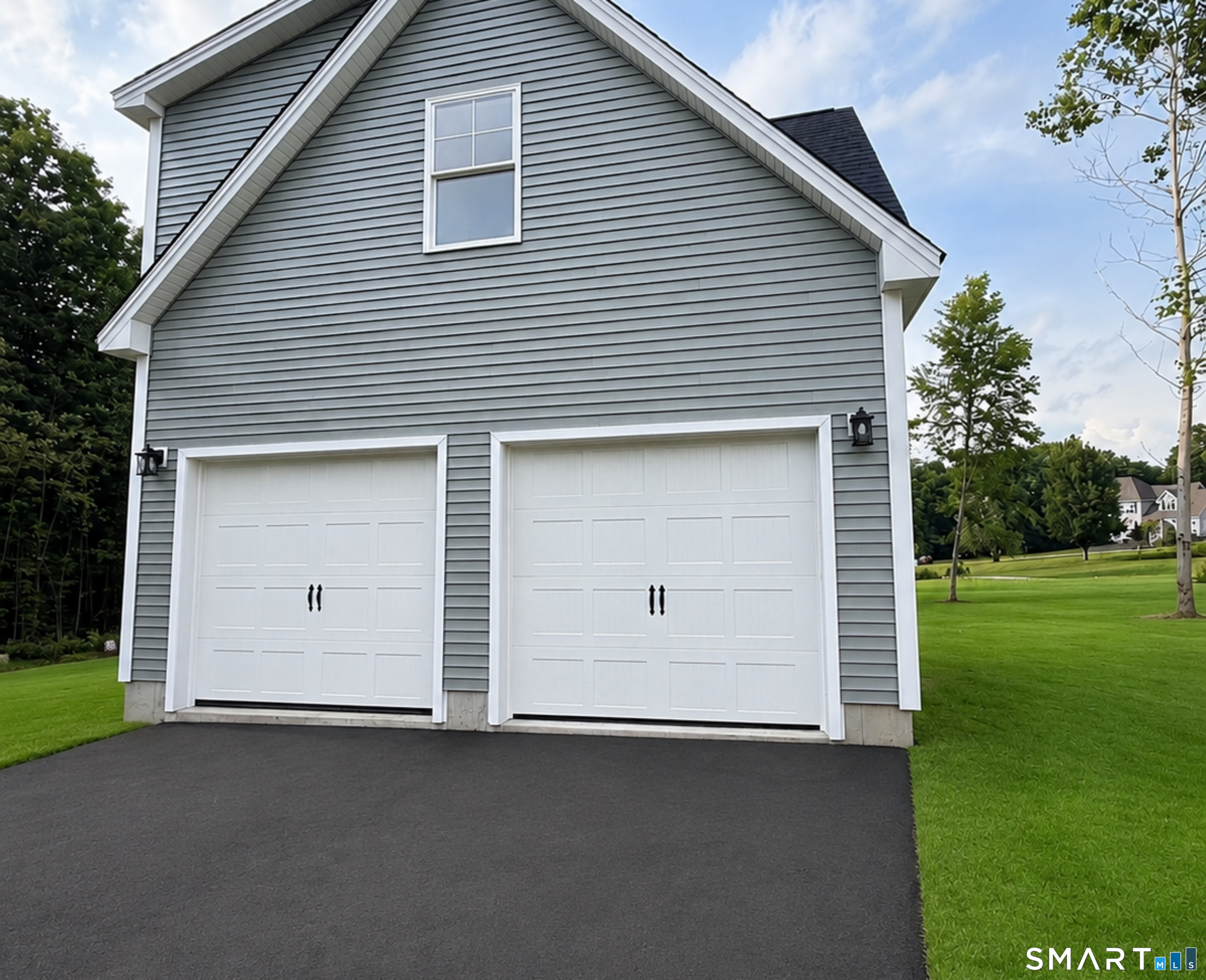 2 Town Line Drive Property Photo 31