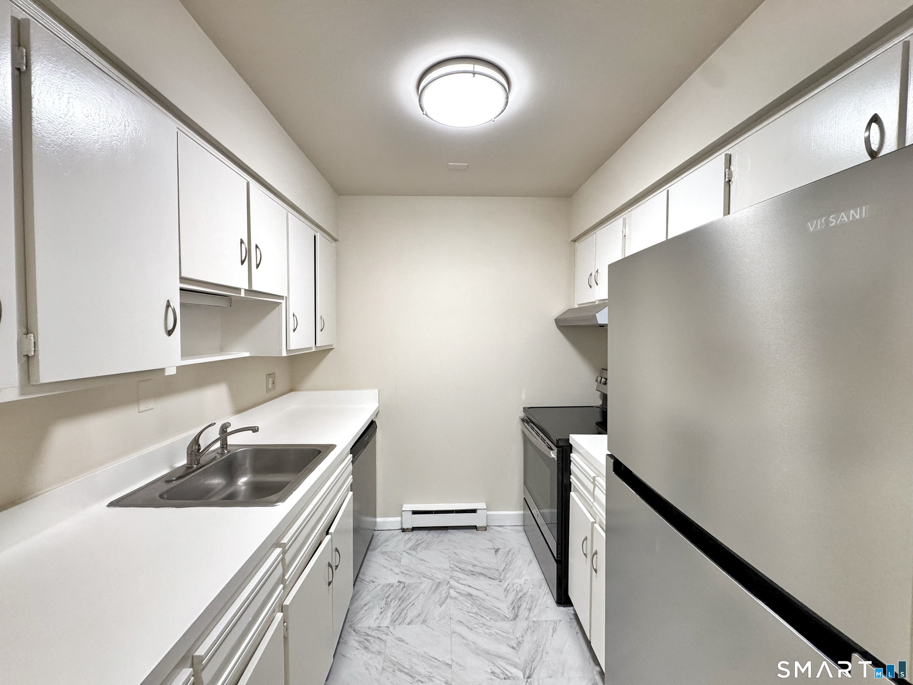 24 Ferris 3 Avenue Property Photo 1