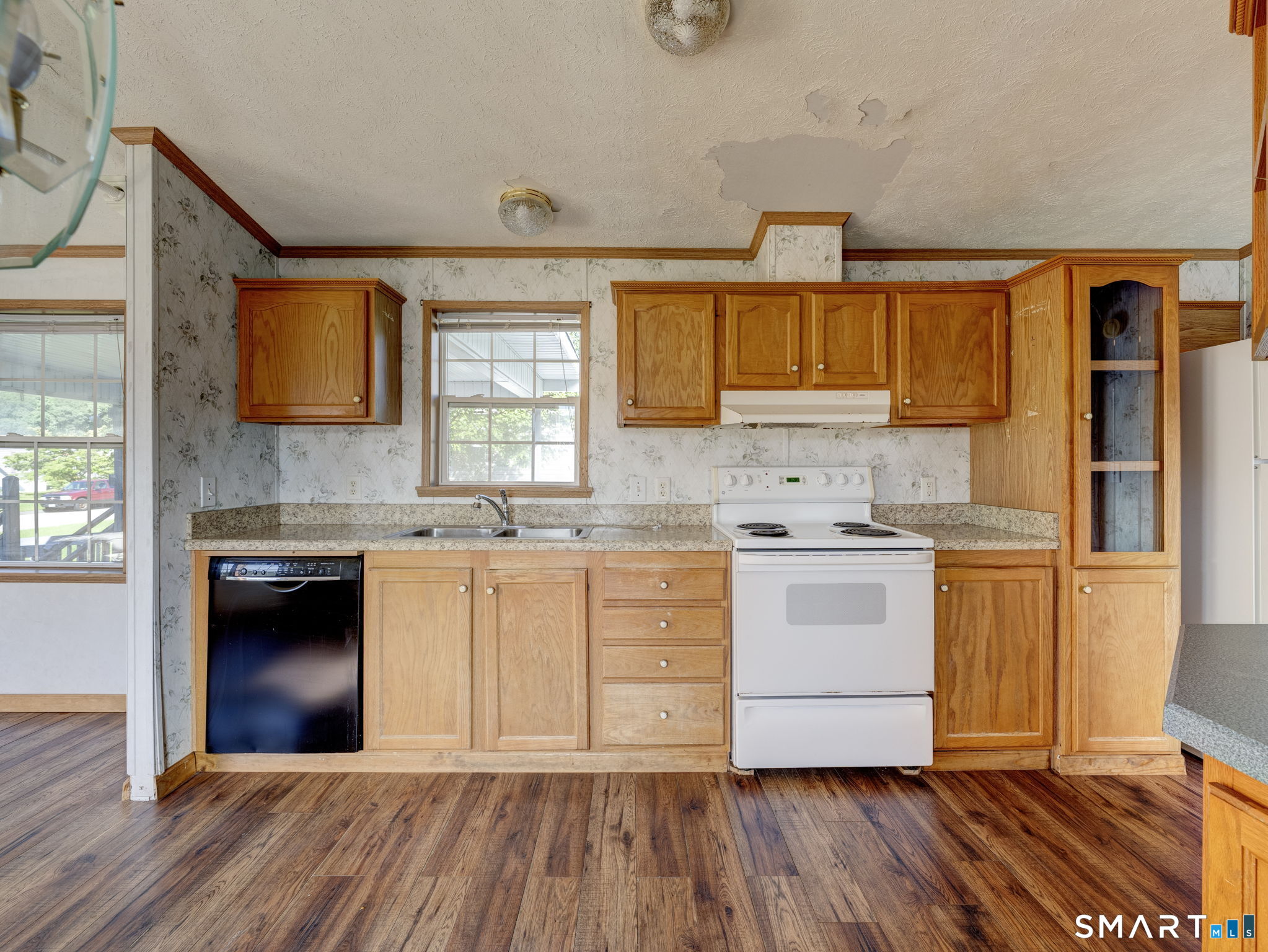30 Haley Lane Property Photo 16