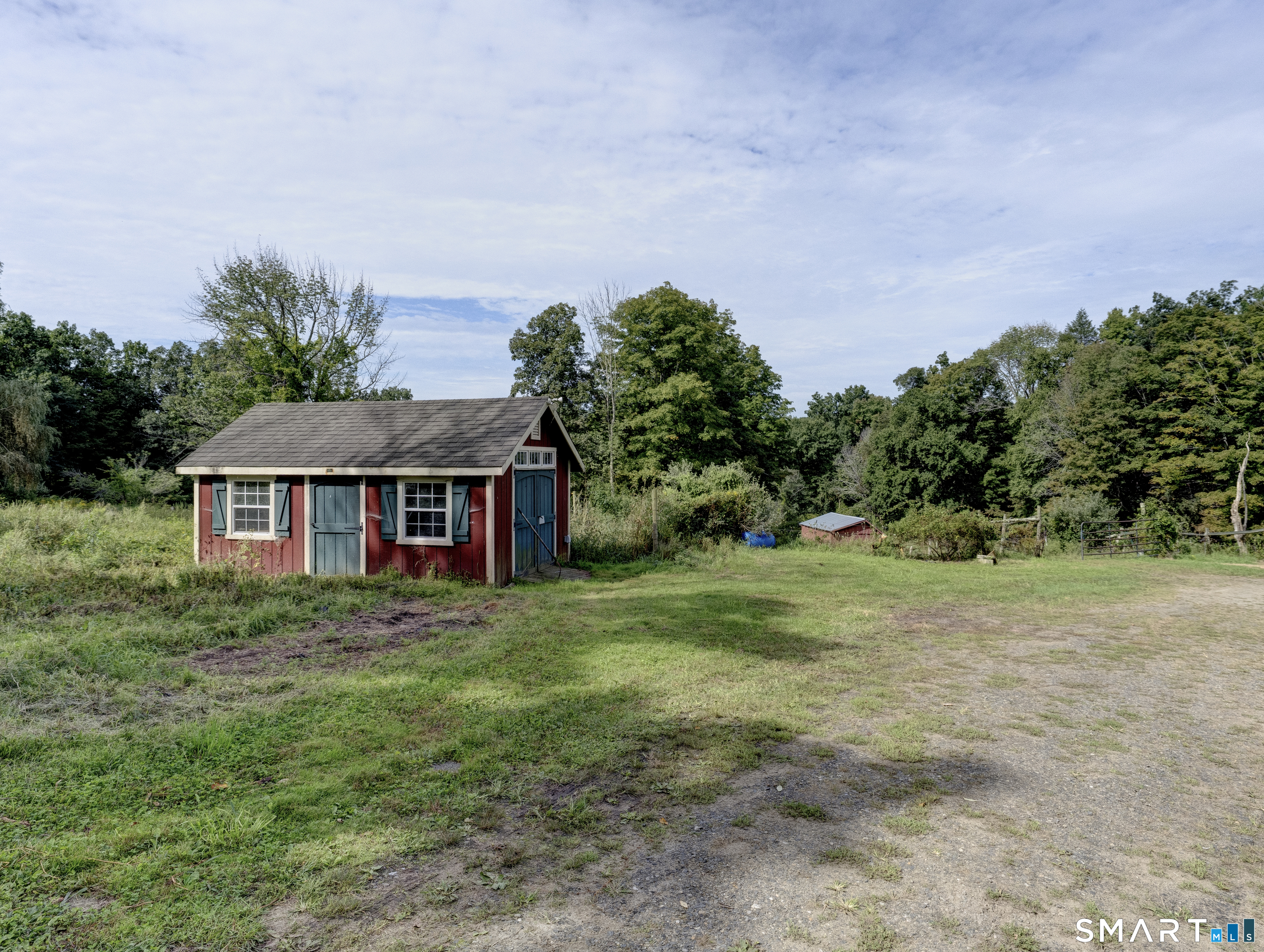 813 Westford Road Property Photo 10