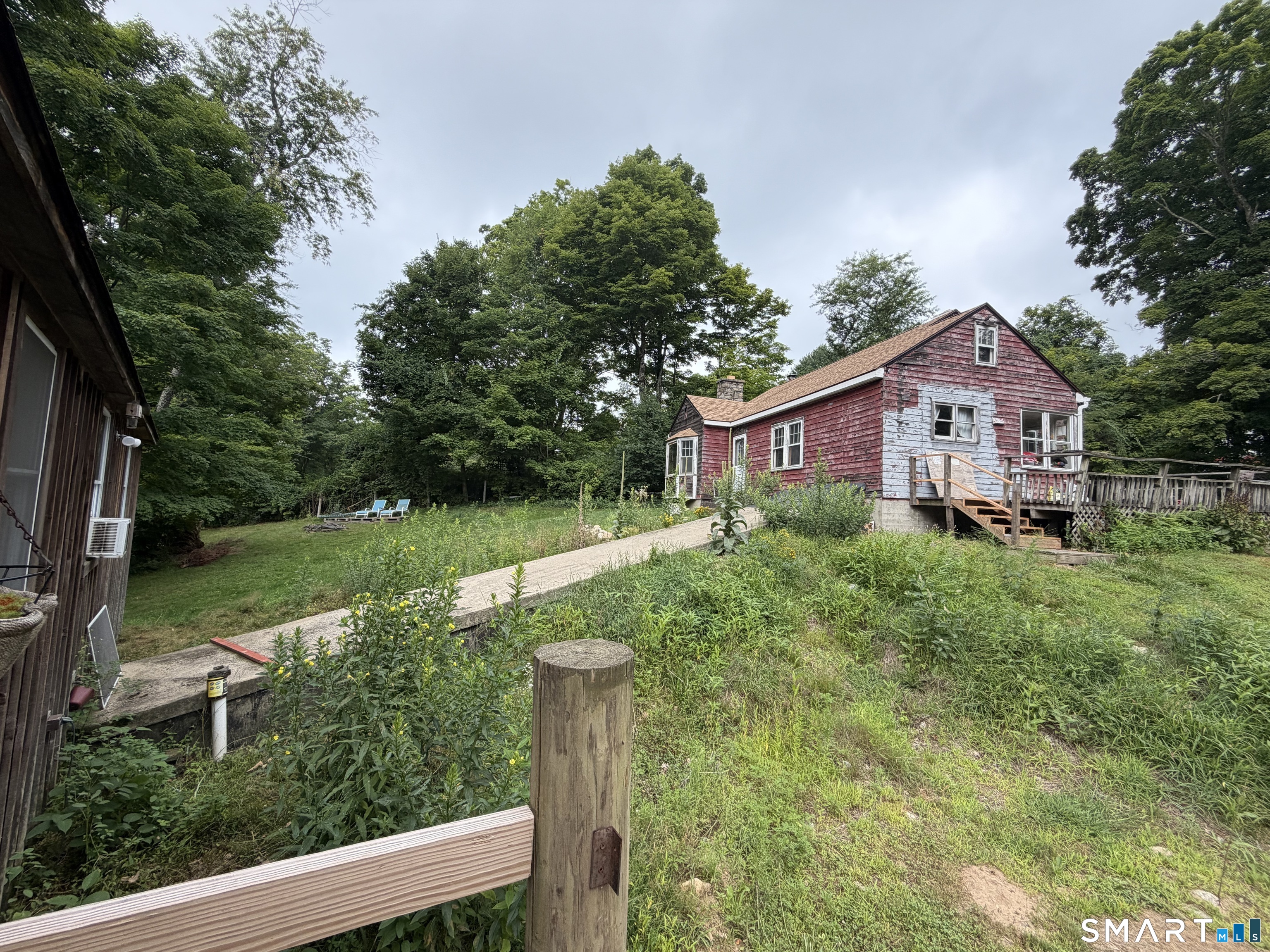 1318 Litchfield Turnpike Property Photo 7