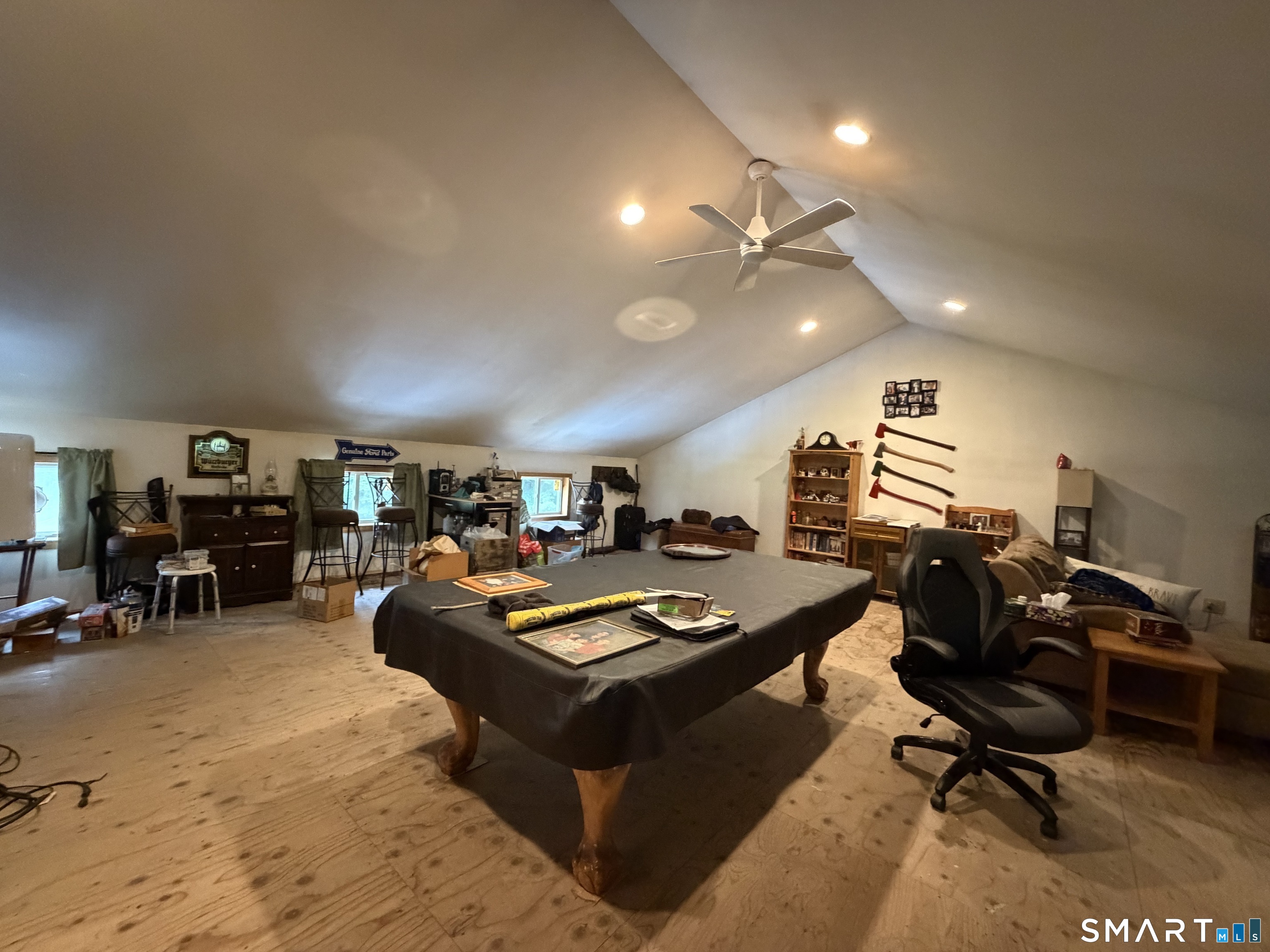 1318 Litchfield Turnpike Property Photo 9