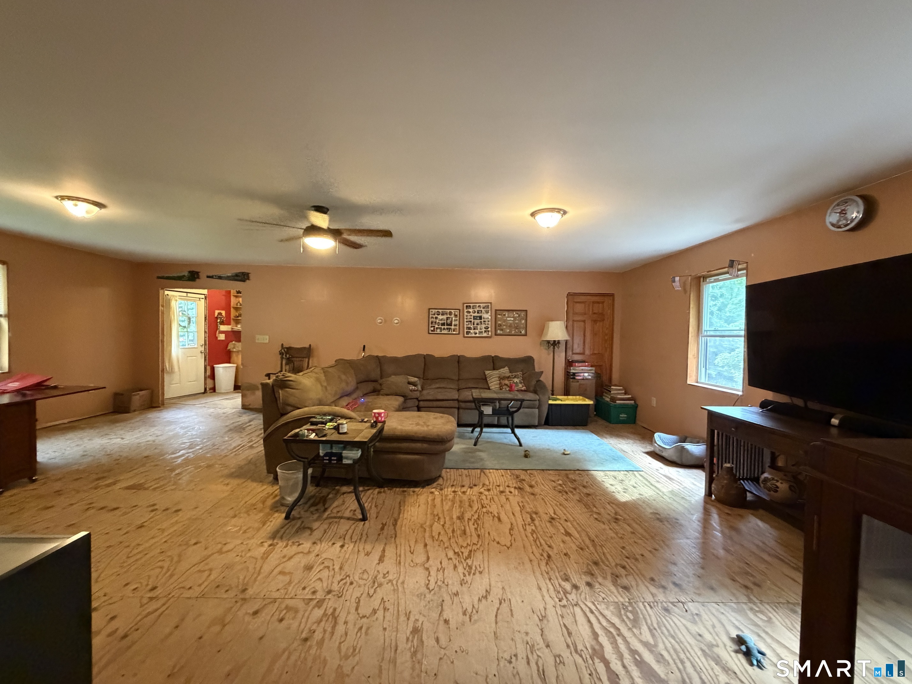 1318 Litchfield Turnpike Property Photo 14