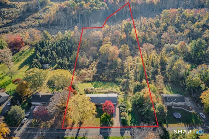 34 Hoskins Road Property Photo 5