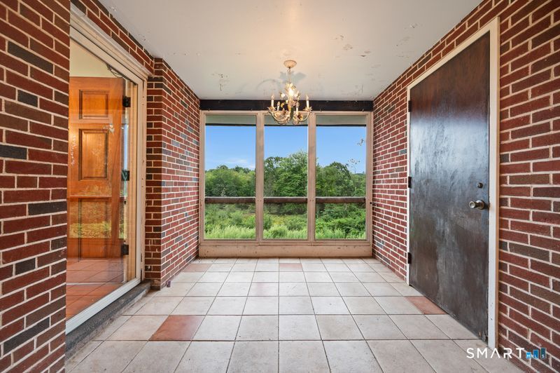 34 Hoskins Road Property Photo 6