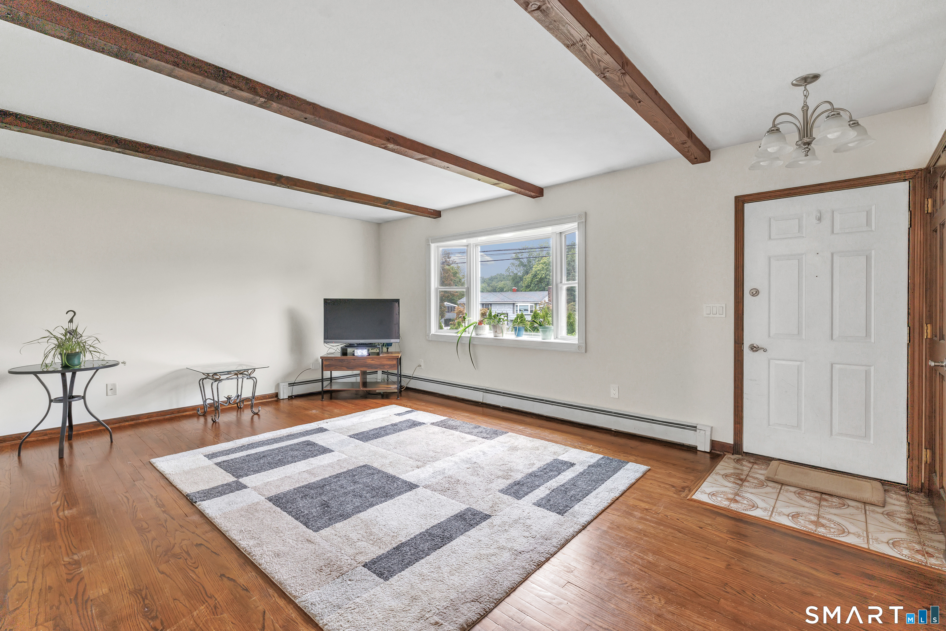 1827 Nichols Avenue Property Photo 7